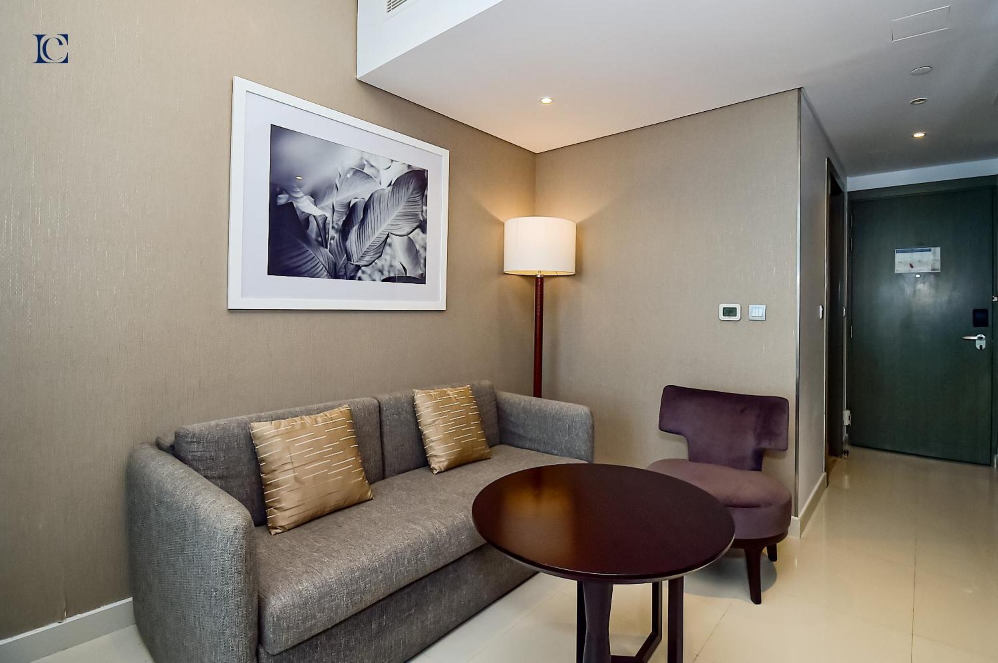 Luxury Escapes - Damac Maison Prive - Canal View Apts - Near Mall Apartment *