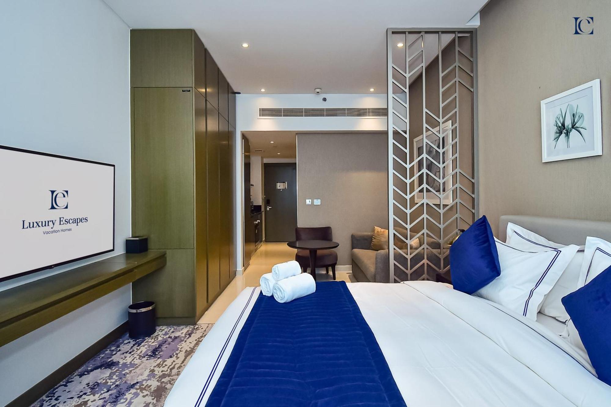 Apartment Luxury Escapes - Damac Maison Prive - Canal View Apts - Near Mall *