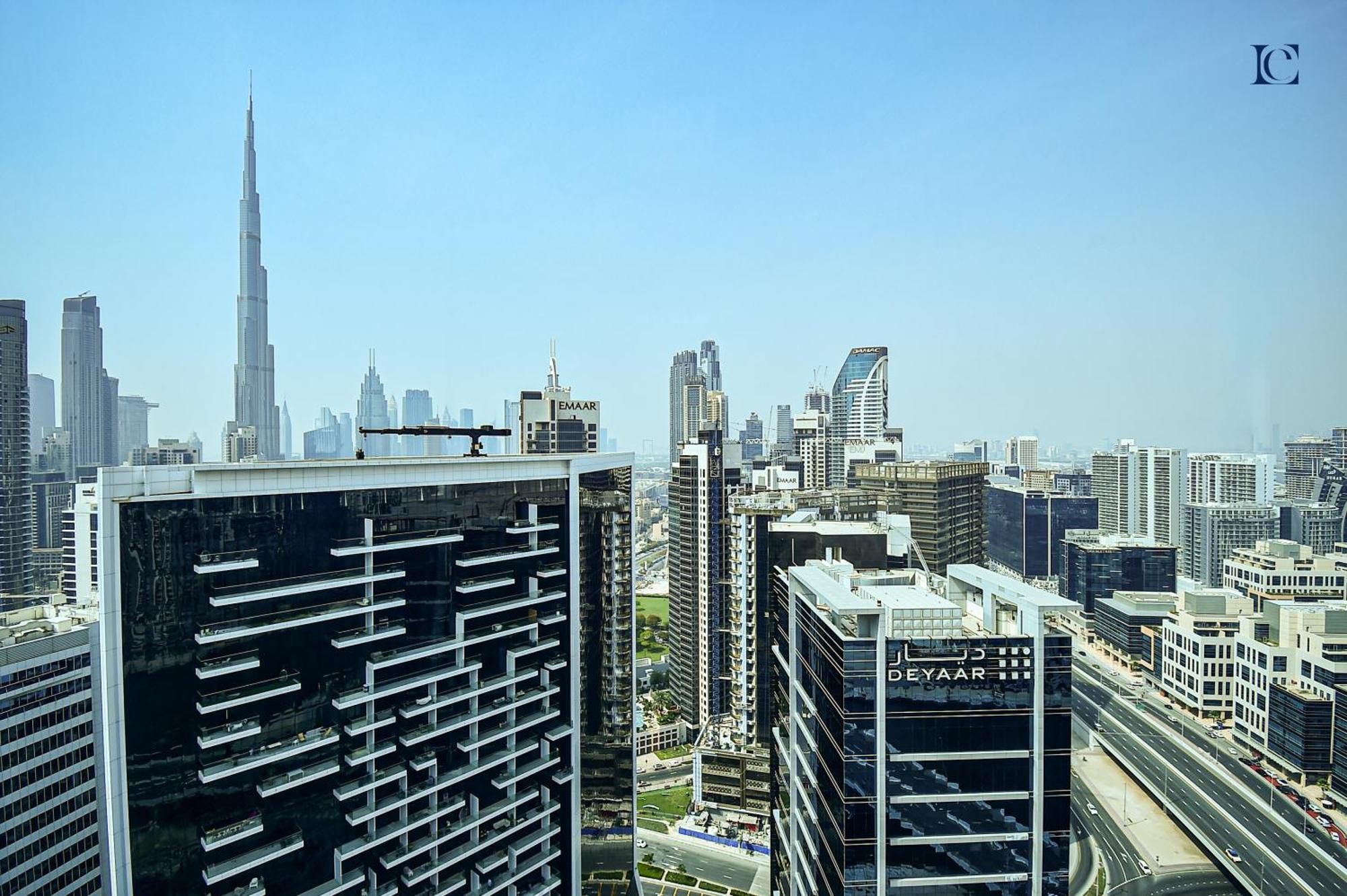 Luxury Escapes - Damac Maison Prive - Canal View Apts - Near Mall Apartment