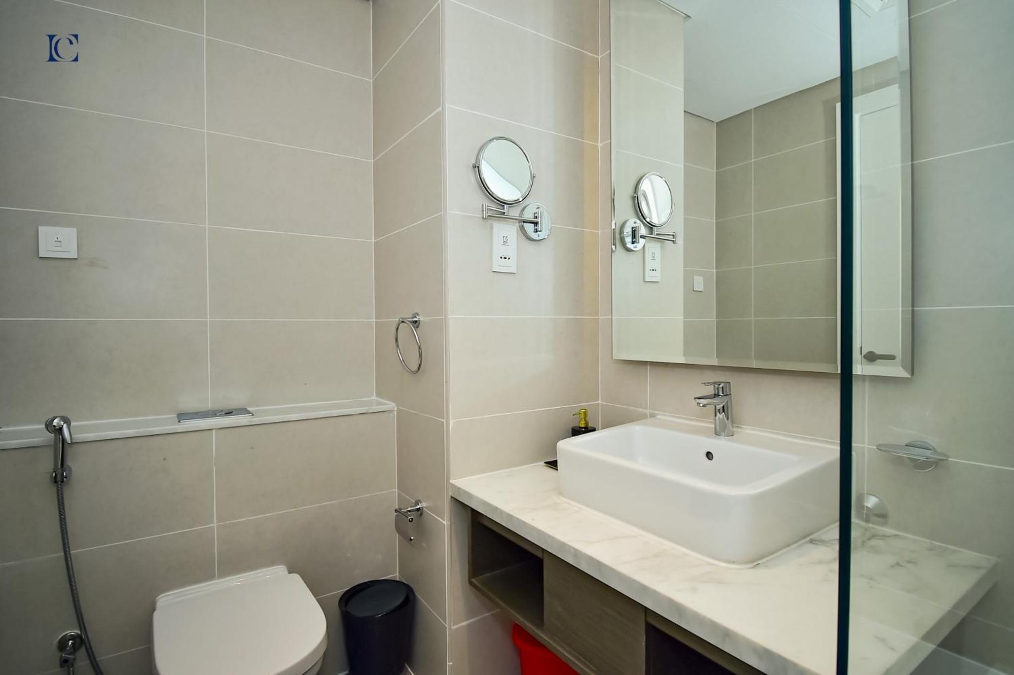 Luxury Escapes - Damac Maison Prive - Canal View Apts - Near Mall Apartment
