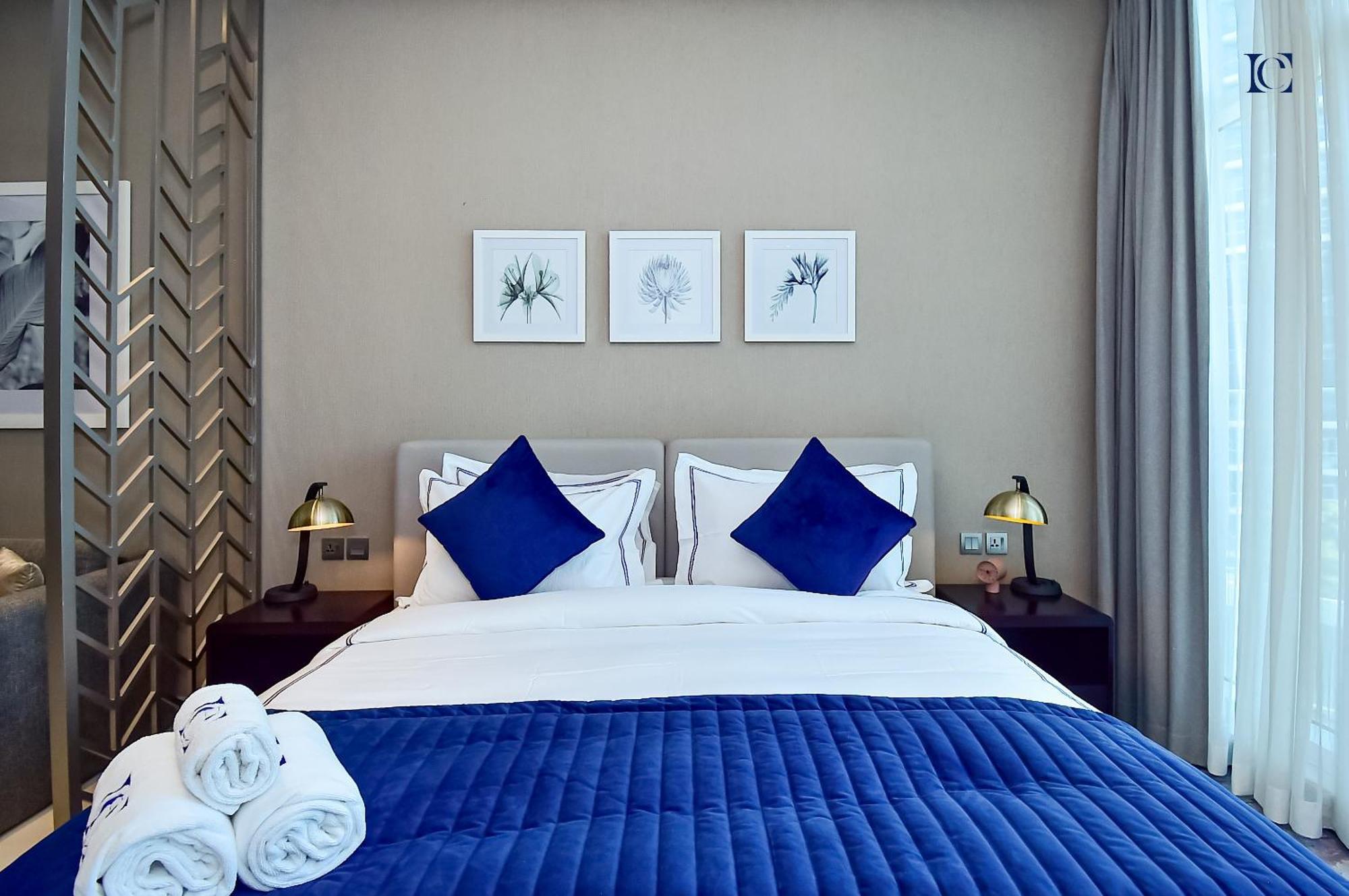Luxury Escapes - Damac Maison Prive - Canal View Apts - Near Mall Apartment Dubai