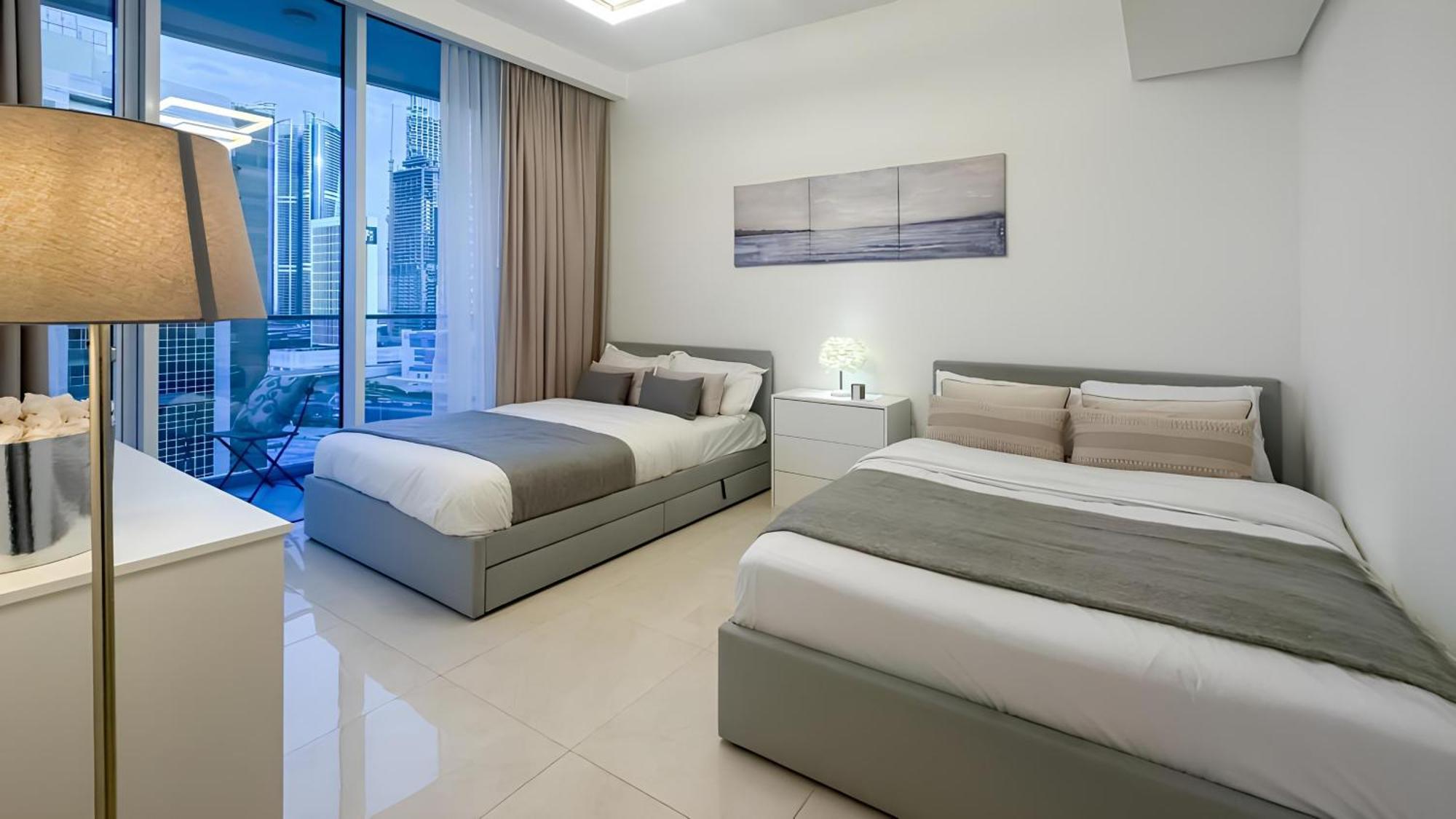 Spacious 2bdr Canal And Partial Burj Khalifa Views, Business Bay Apartment