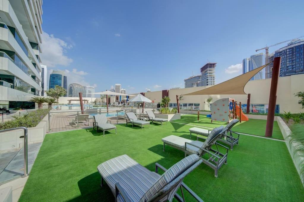 Apartment Canal View L L Great Amenities *