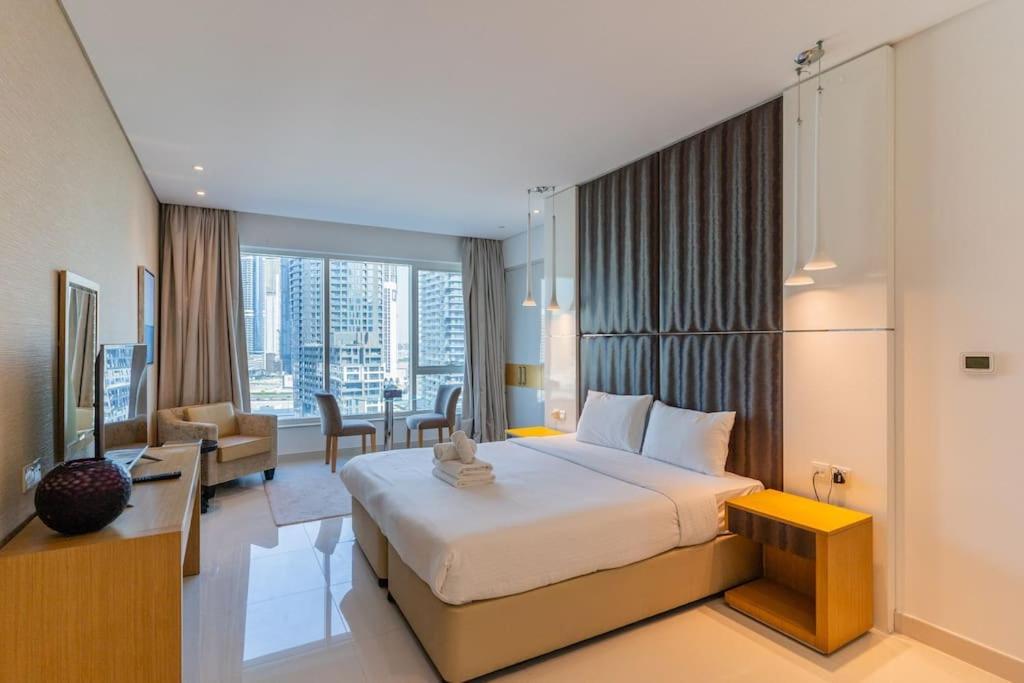 Canal View L L Great Amenities *