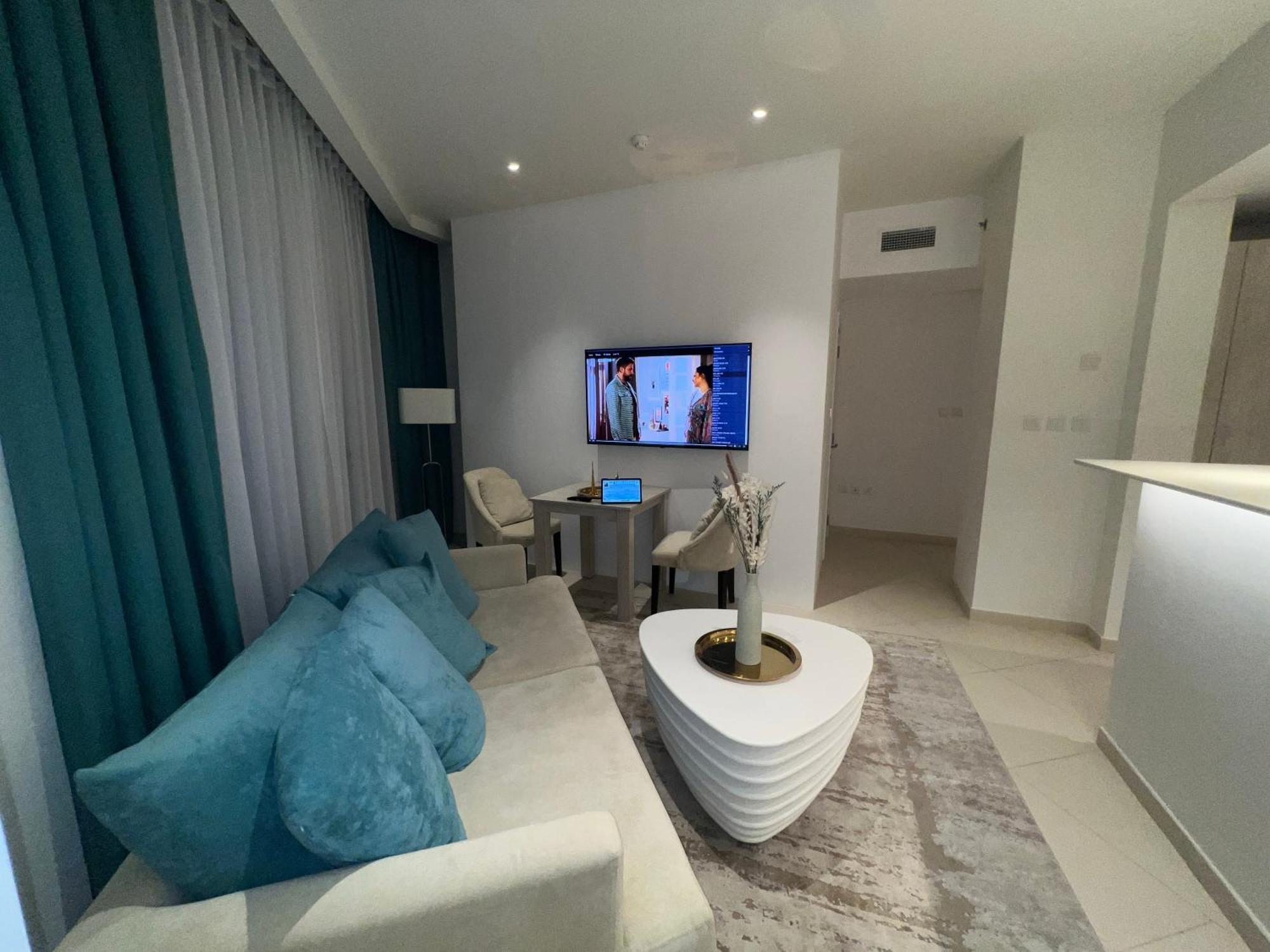Sevenpalm 2br Seaview Rooftoppool Privbeach Daire Dubai