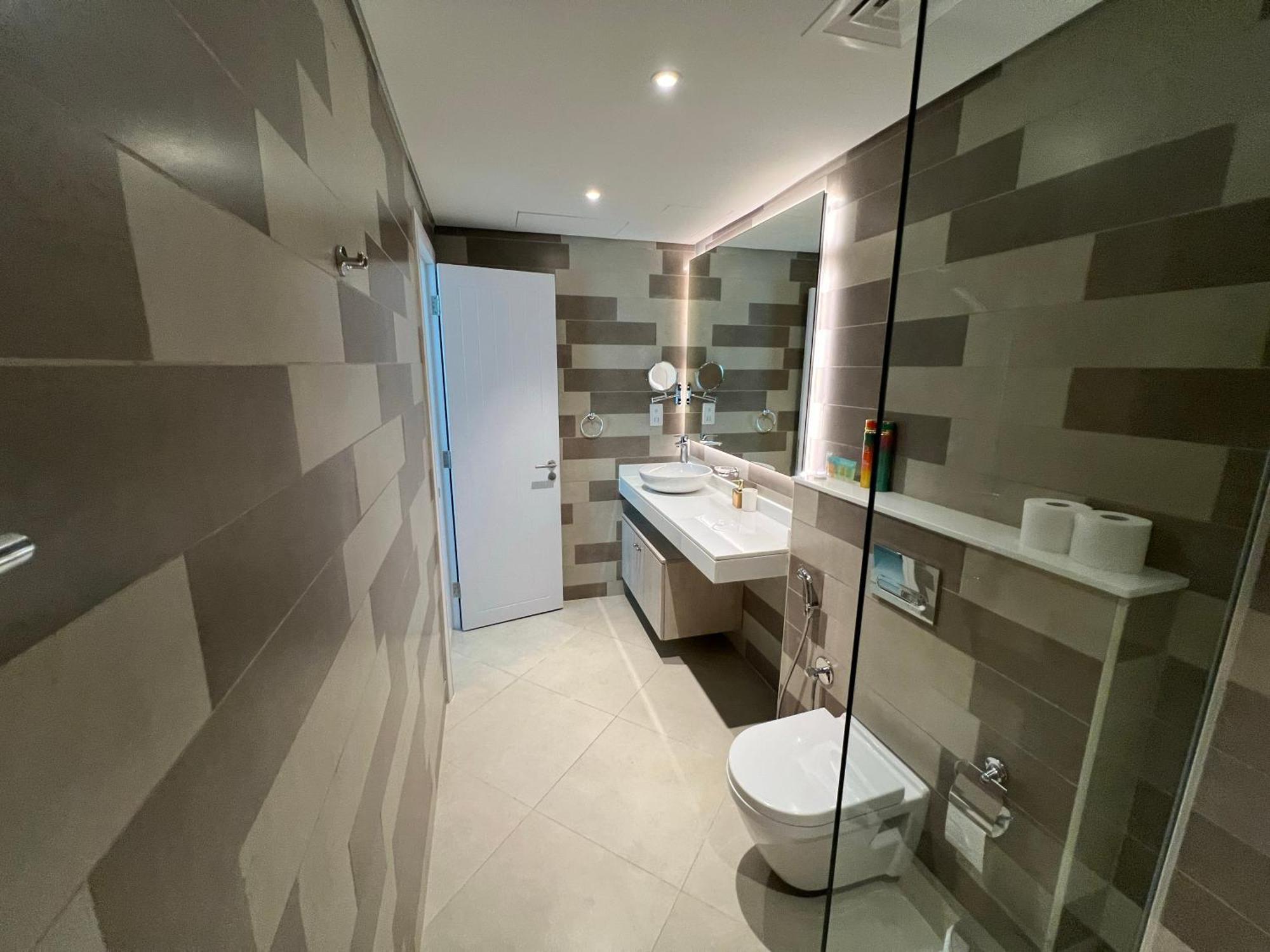 Daire Sevenpalm 2br Seaview Rooftoppool Privbeach Dubai
