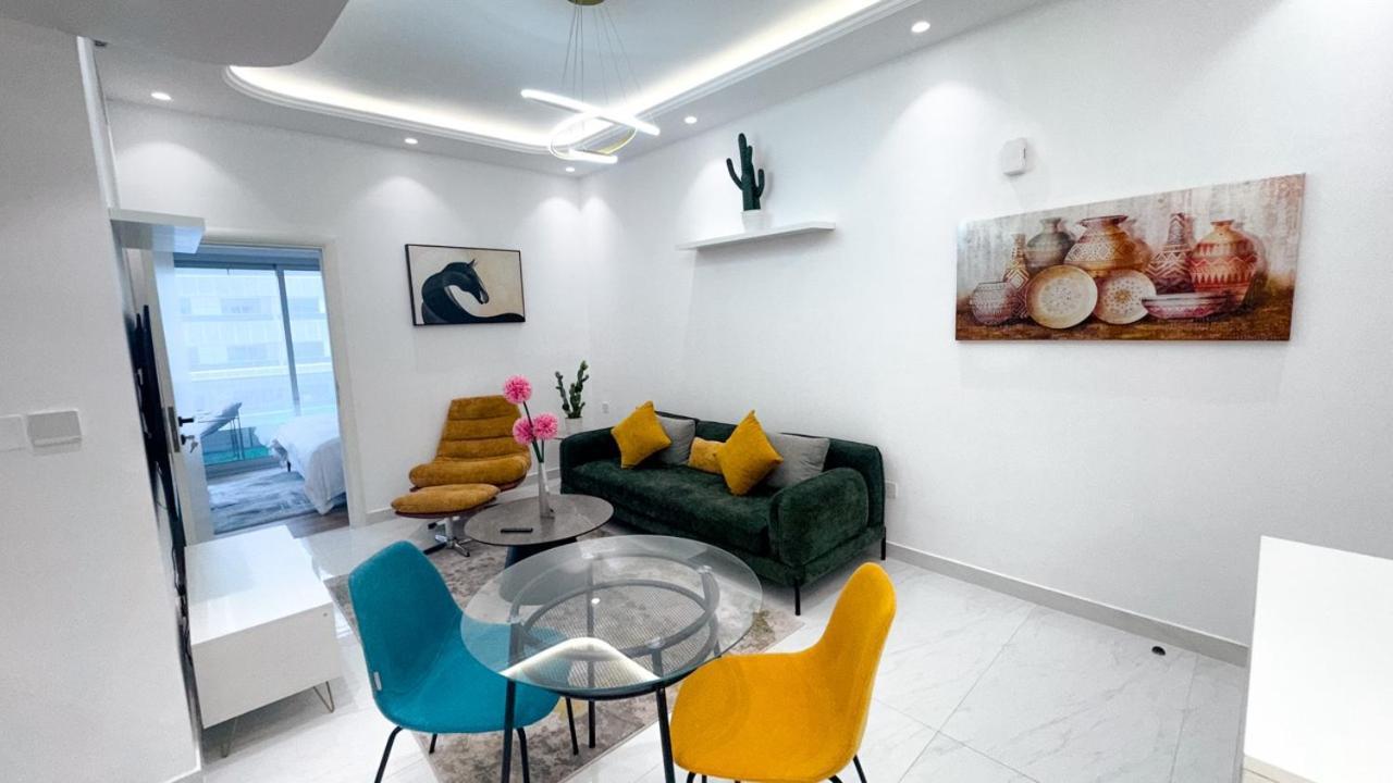 Marina - 1bhk Modish Apartment Dubai