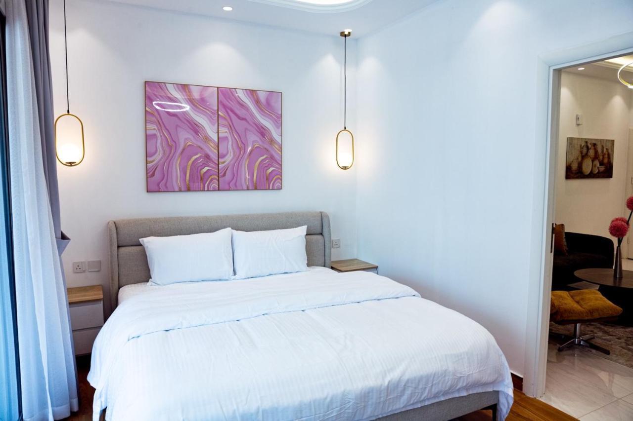 Marina - 1bhk Modish Apartment Dubai