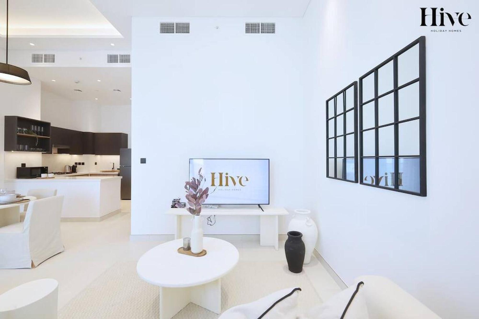 7 By Aurora 206 Apartment Dubai
