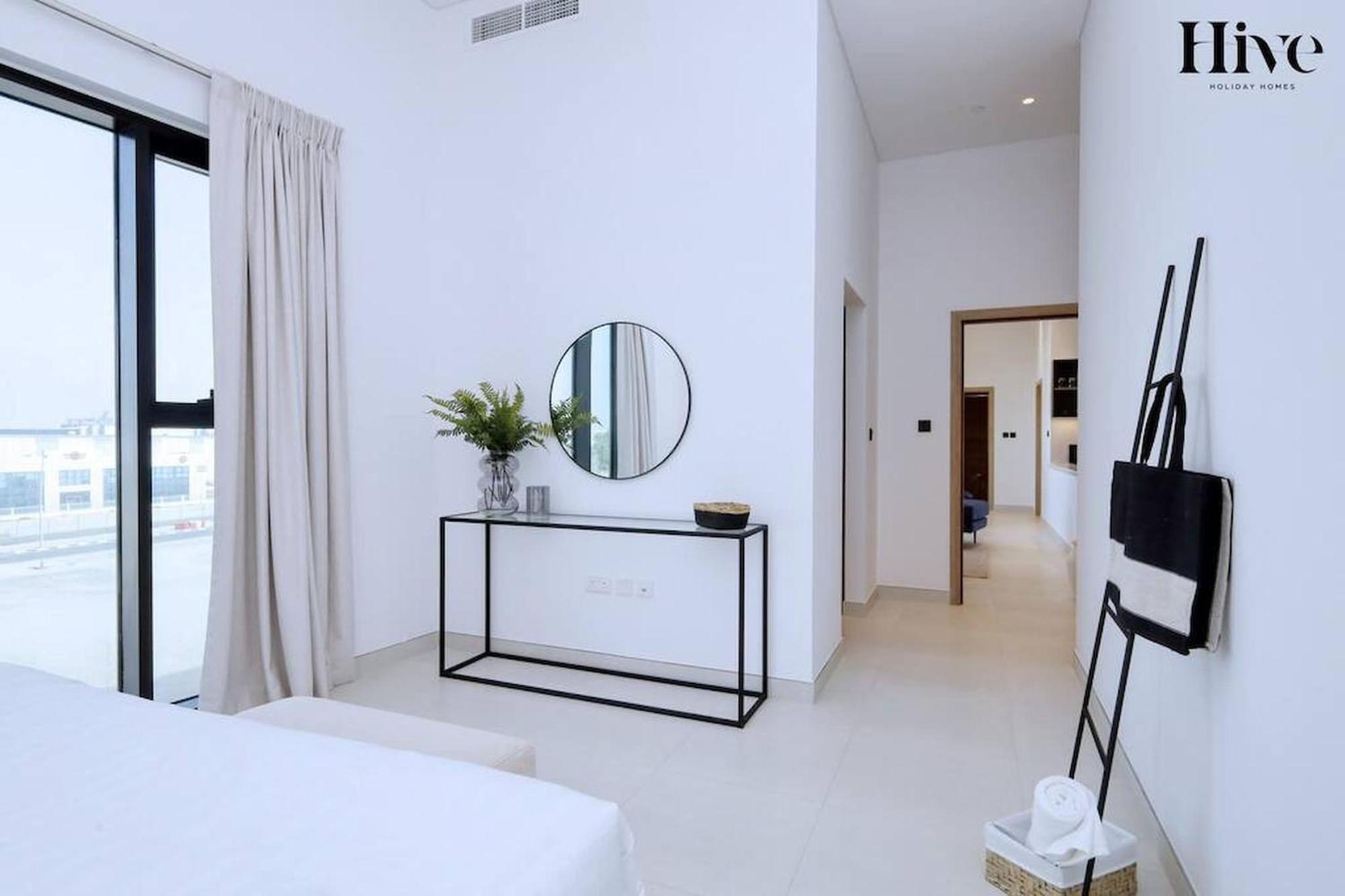 7 By Aurora 211 Apartment *