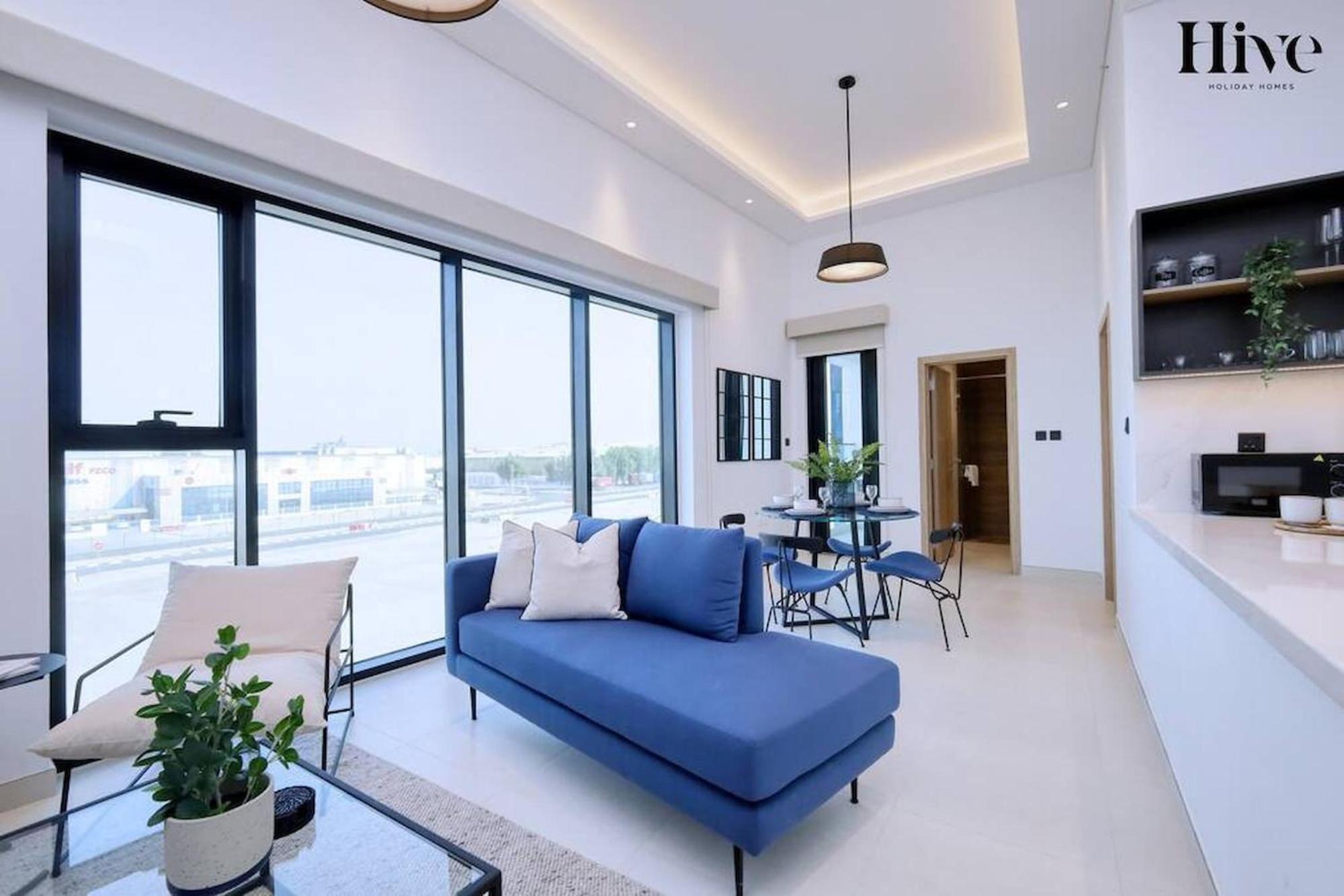 7 By Aurora 211 Apartment Dubai