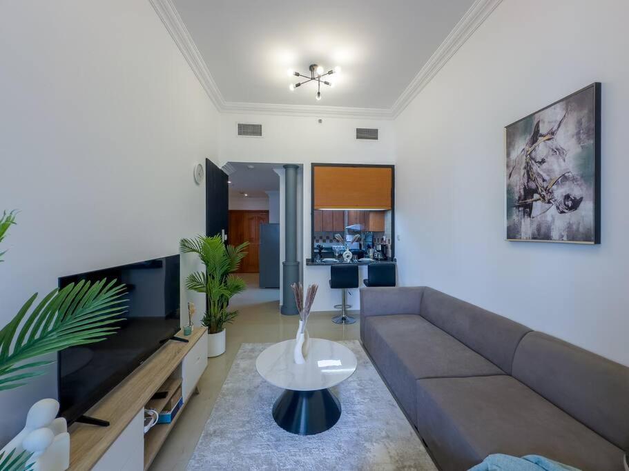 Unit In Marina Apartment Dubai