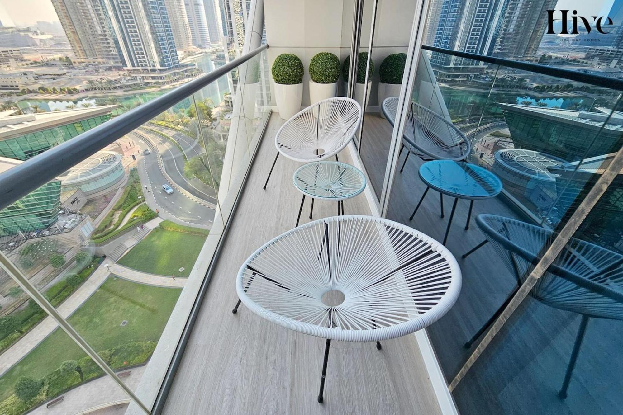 Stunning In Jlt Near Metro *