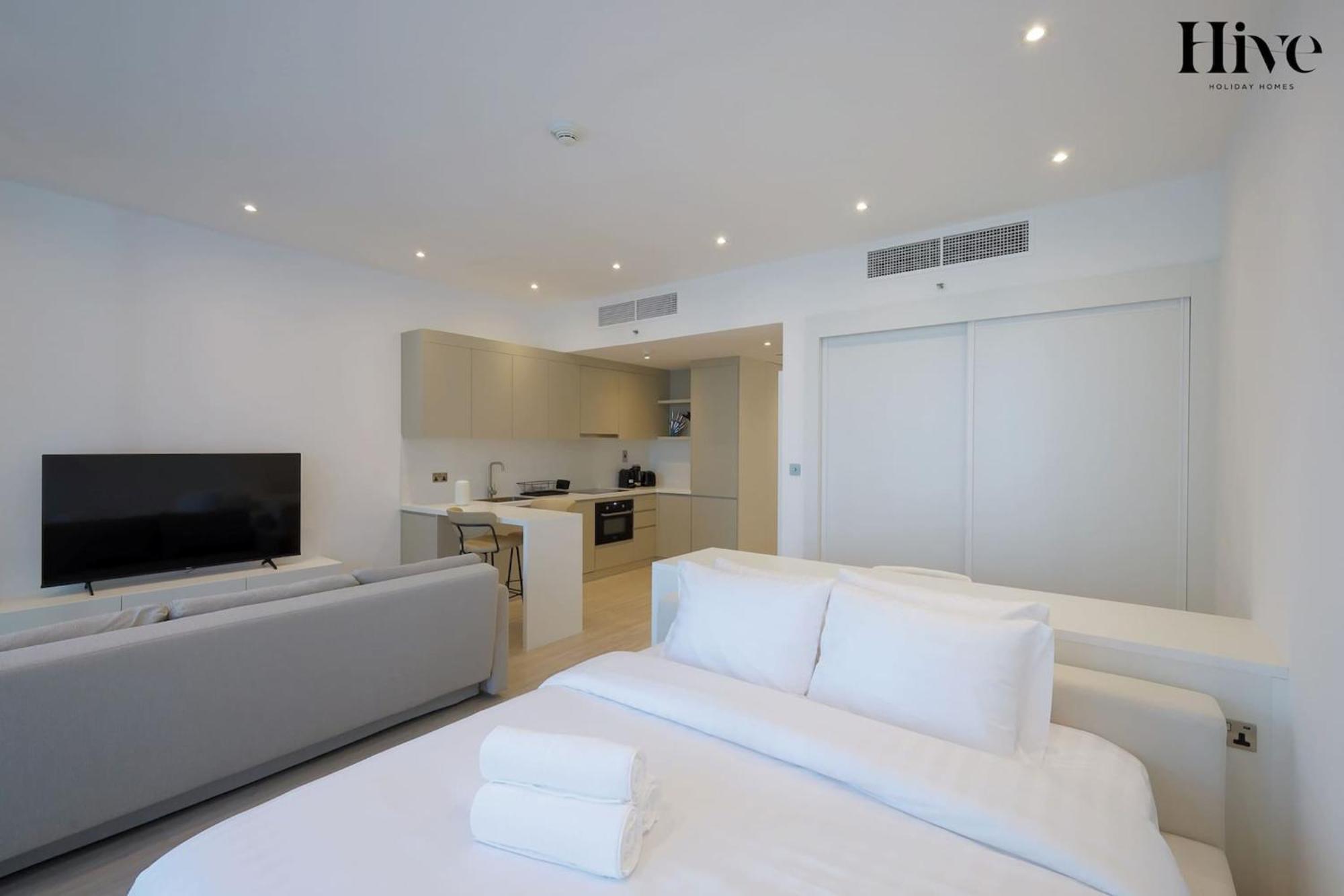 Apartment Stunning In Jlt Near Metro