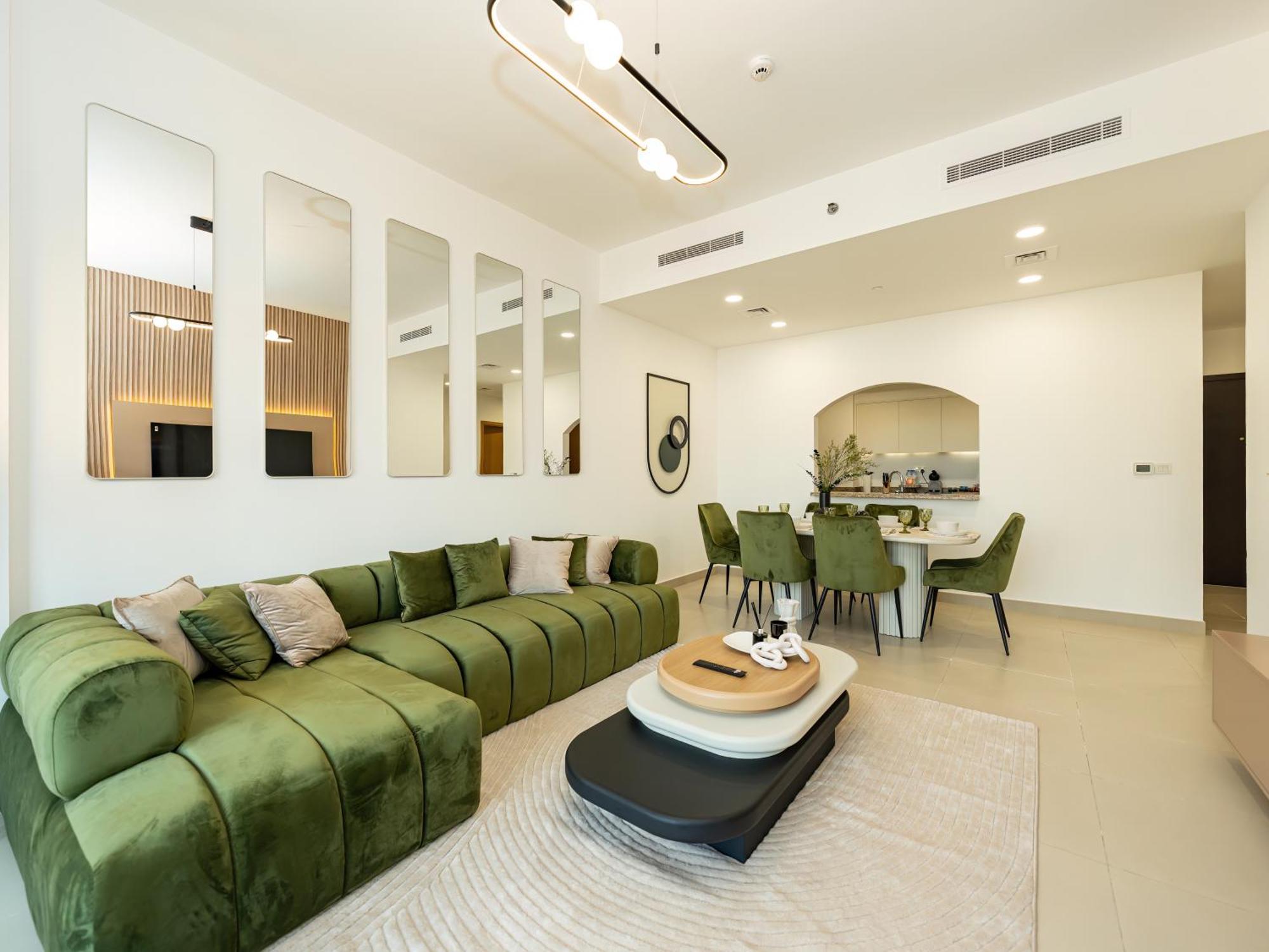 Holiday home Luxury 2br With Burj View, Very Close To Mall *