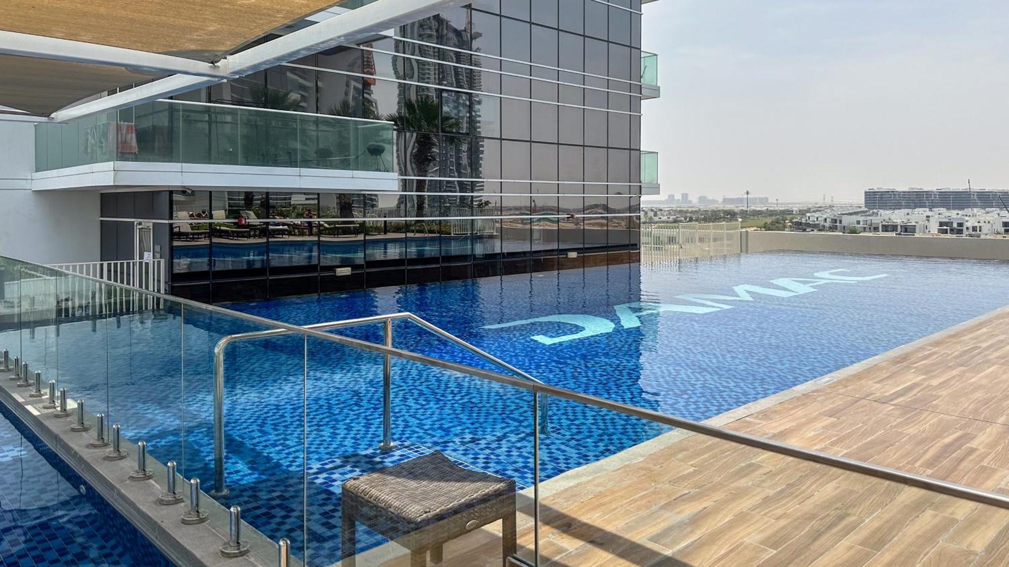 Waves - Elegant 28th Floor Studio In Carson A, Damac Hills Dubai