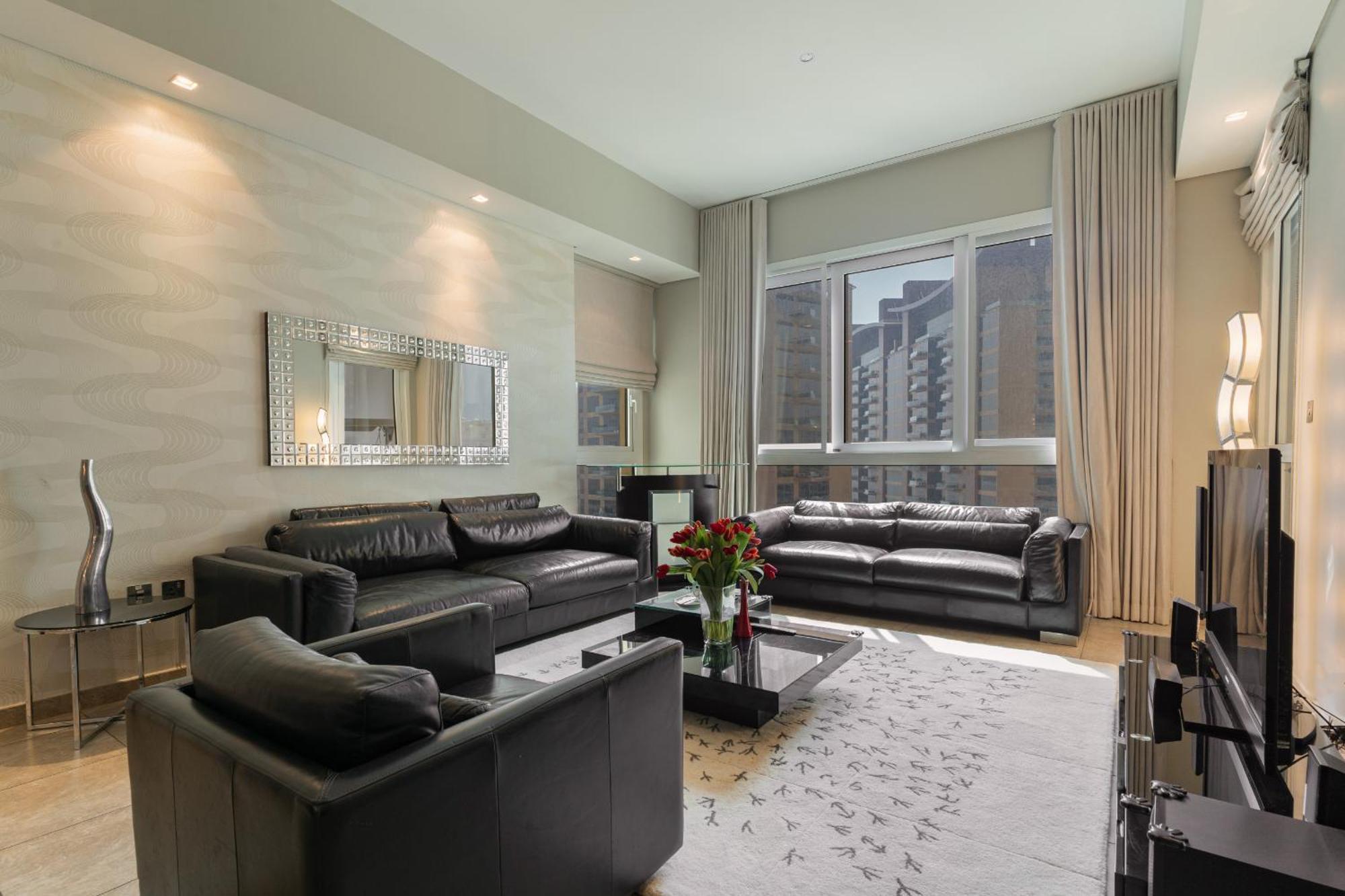 Family Living In Marina Residence, 2-bed, Palm Jumeirah - Allsopp&allsopp