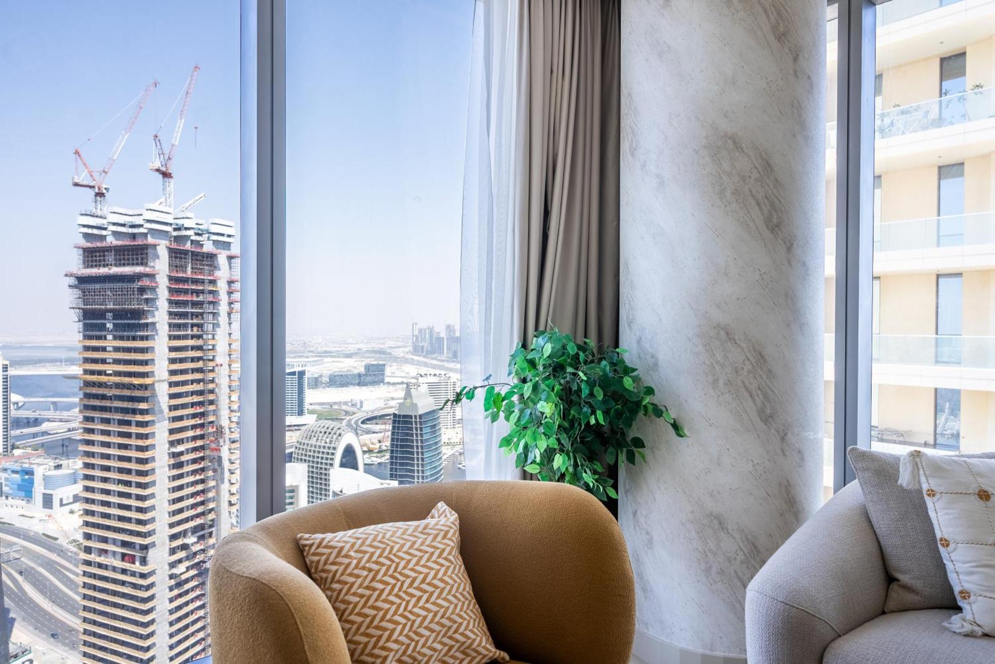 Luxury In Downtown - Boulevard Point *