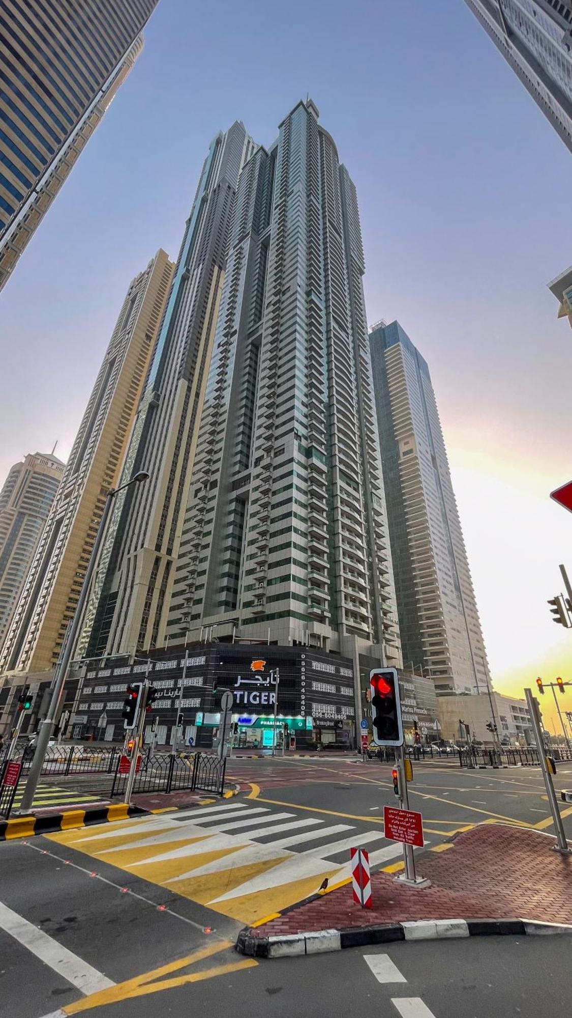 Savor Marina Views From The 64th Floor * Dubai