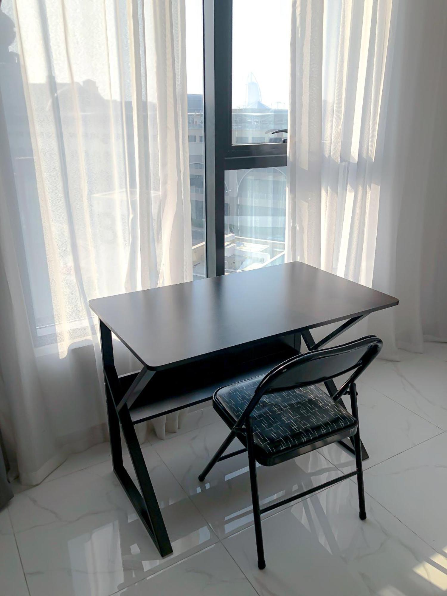 Luxury With Balcony - Mall Of Emirates Apartment