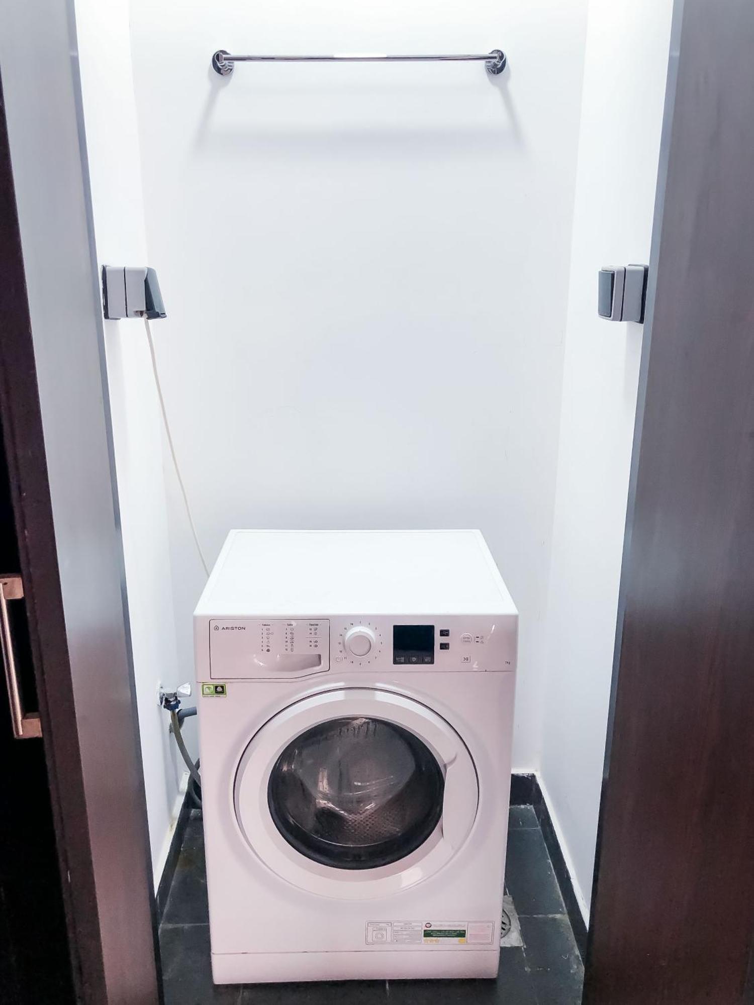 Luxury With Balcony - Mall Of Emirates Apartment Dubai