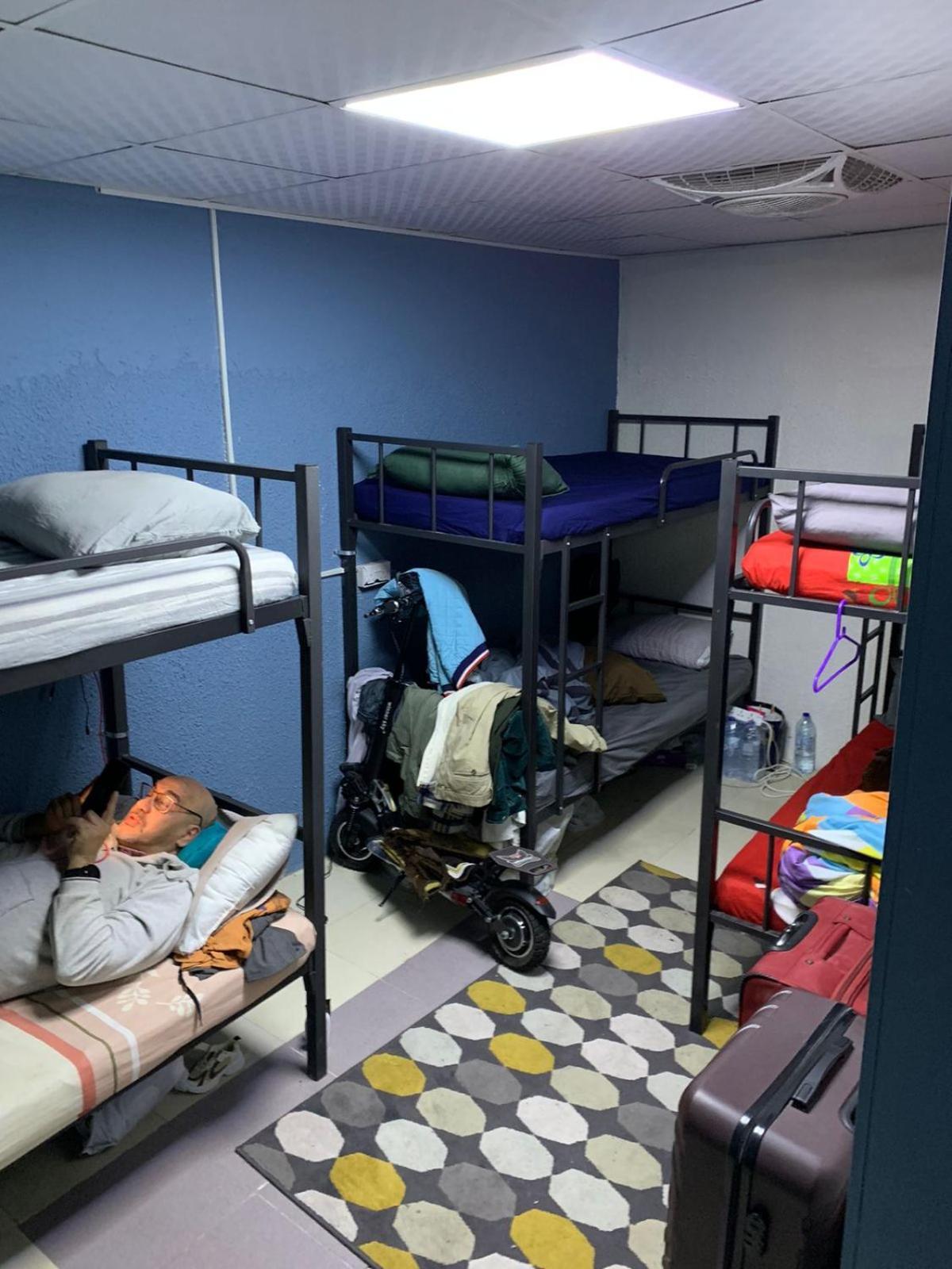 Qamar Deira Hostel *