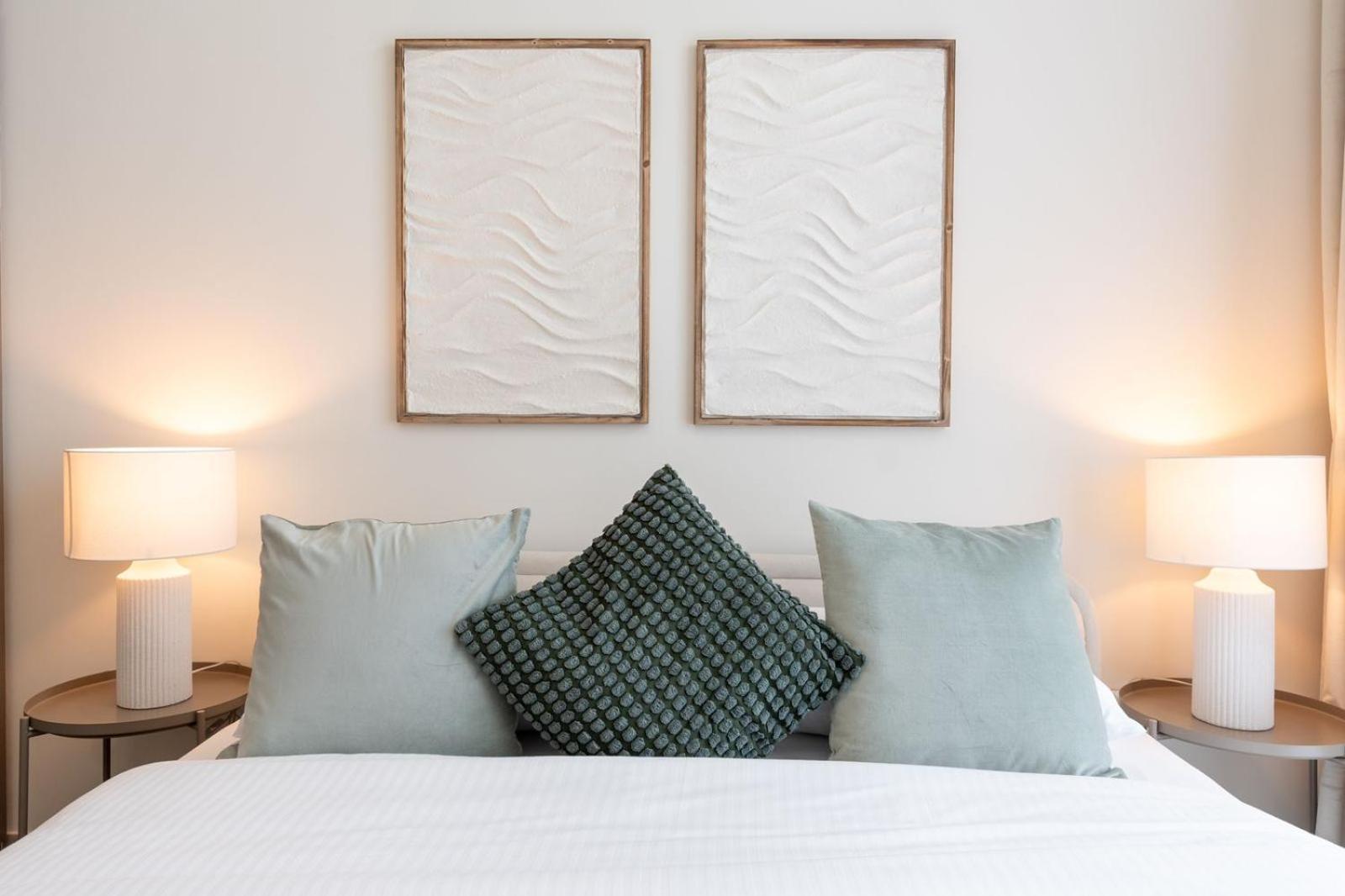 Luxury Escapes - Stylish 2br With View In Downtown Daire Dubai