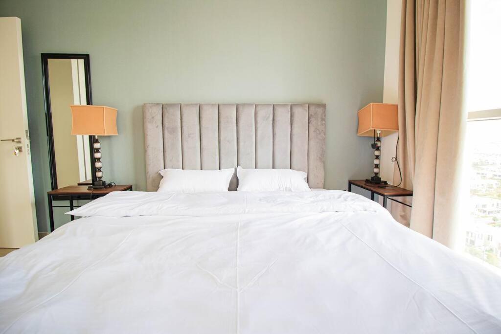 Apartment Amazing Views With Beautiful 2-bhk At Collective Dubai