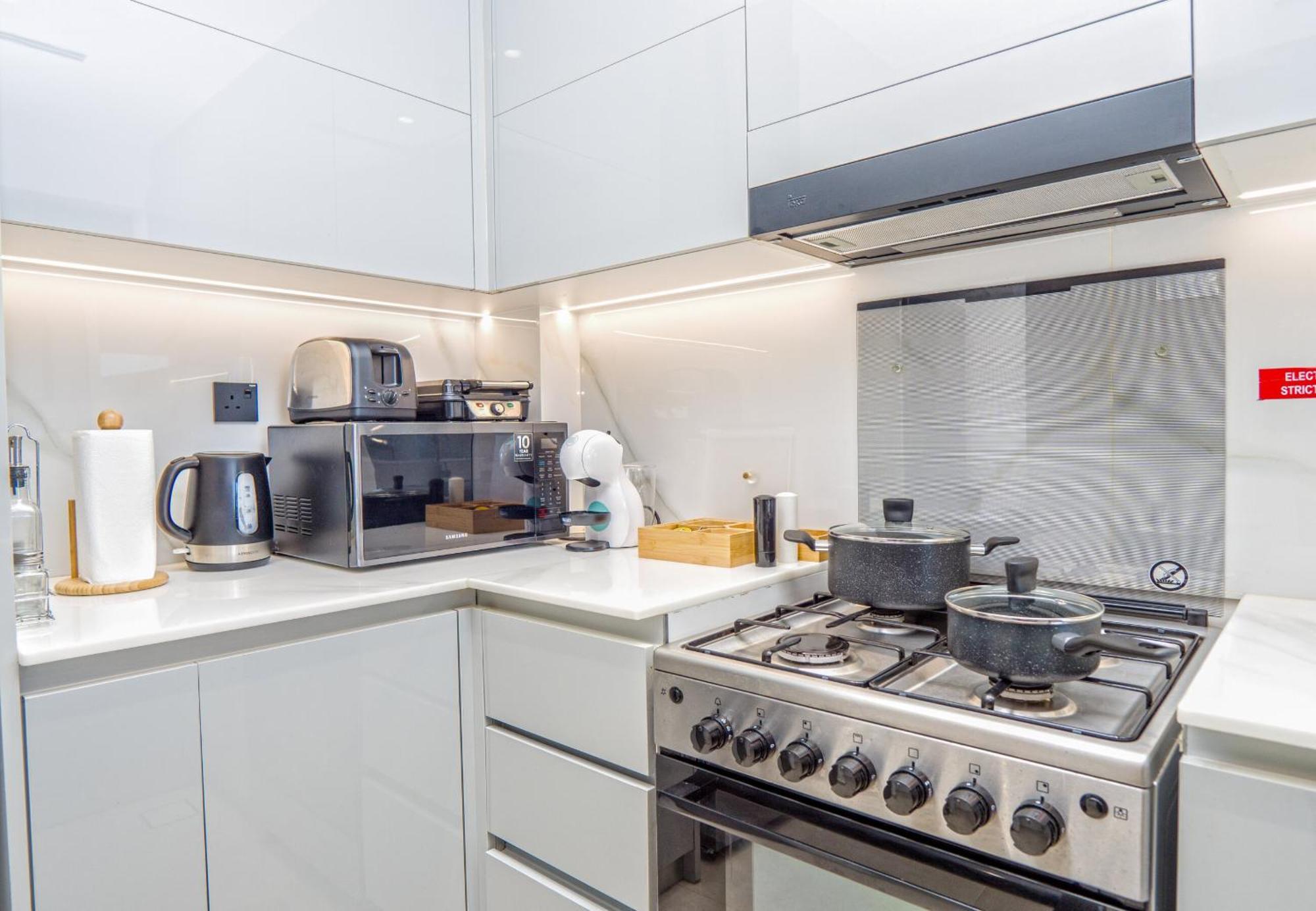 Daire Easygo - Elegant 1bdr Al Jaddaf - Bcr813 *