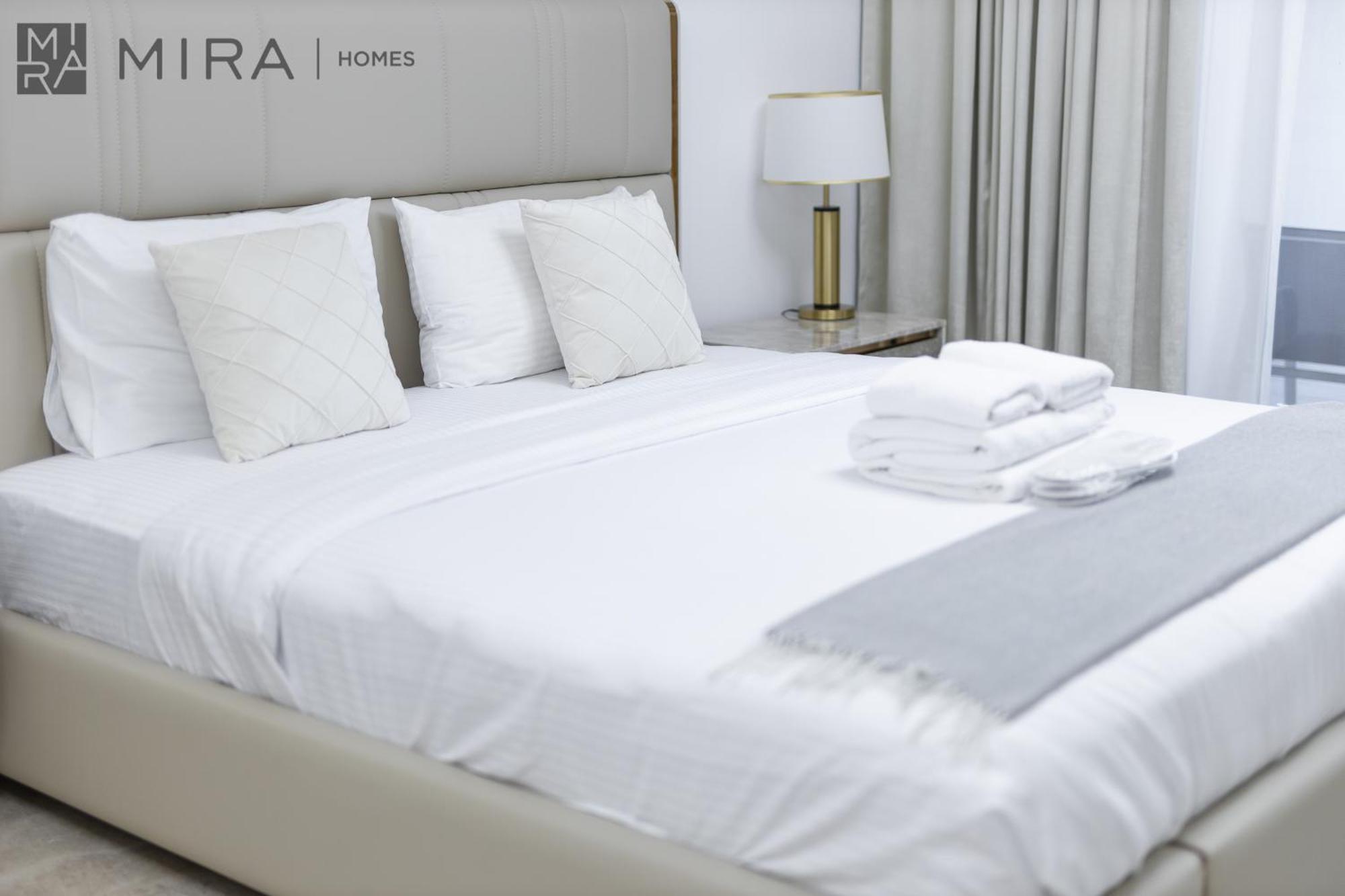 Mira Homes - Spacious 1 Bedroom In Fairmont