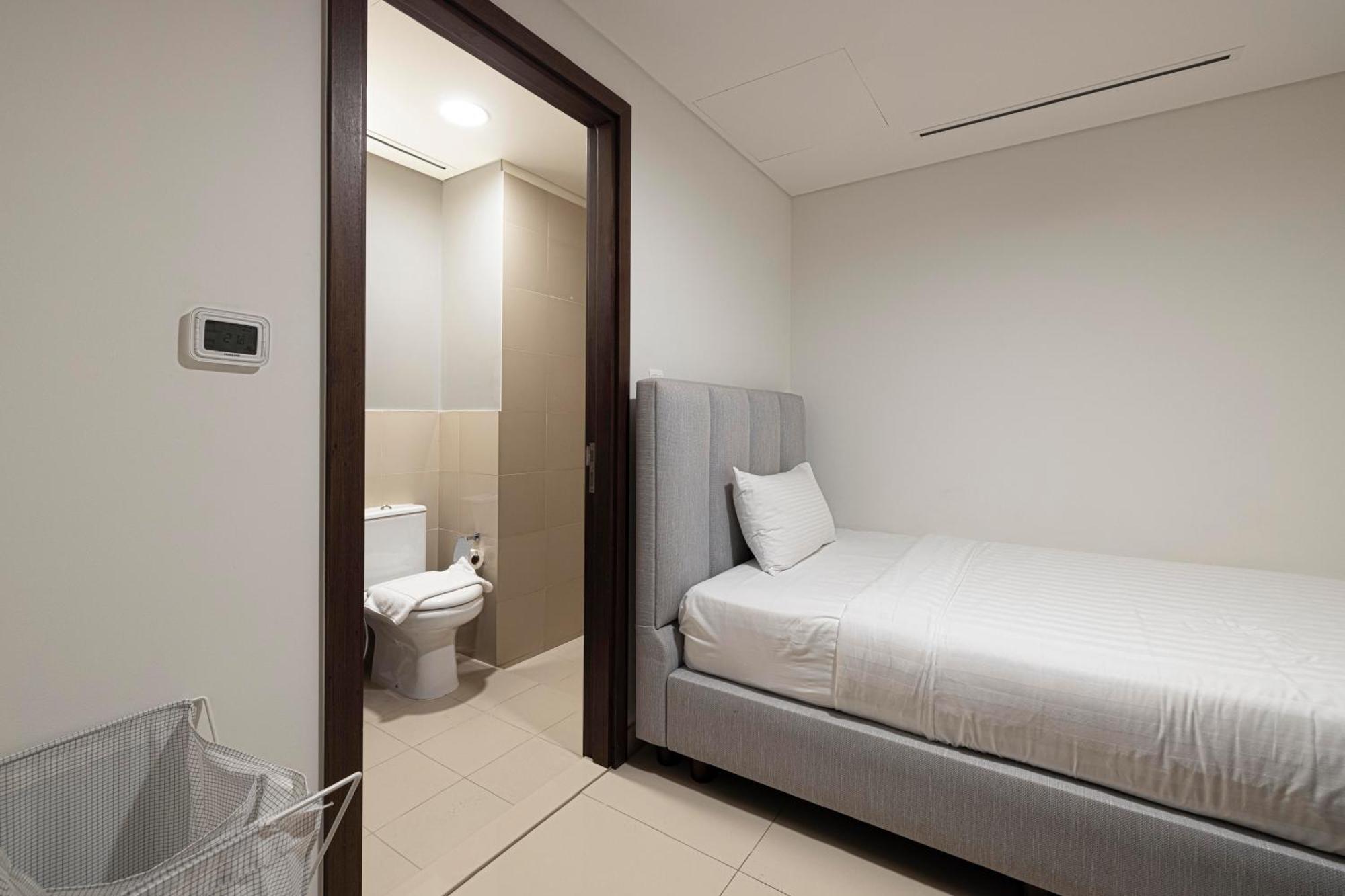 Apartment Full Burj Khalifa - 3 Bedroom + Maid In Downtown Dubai