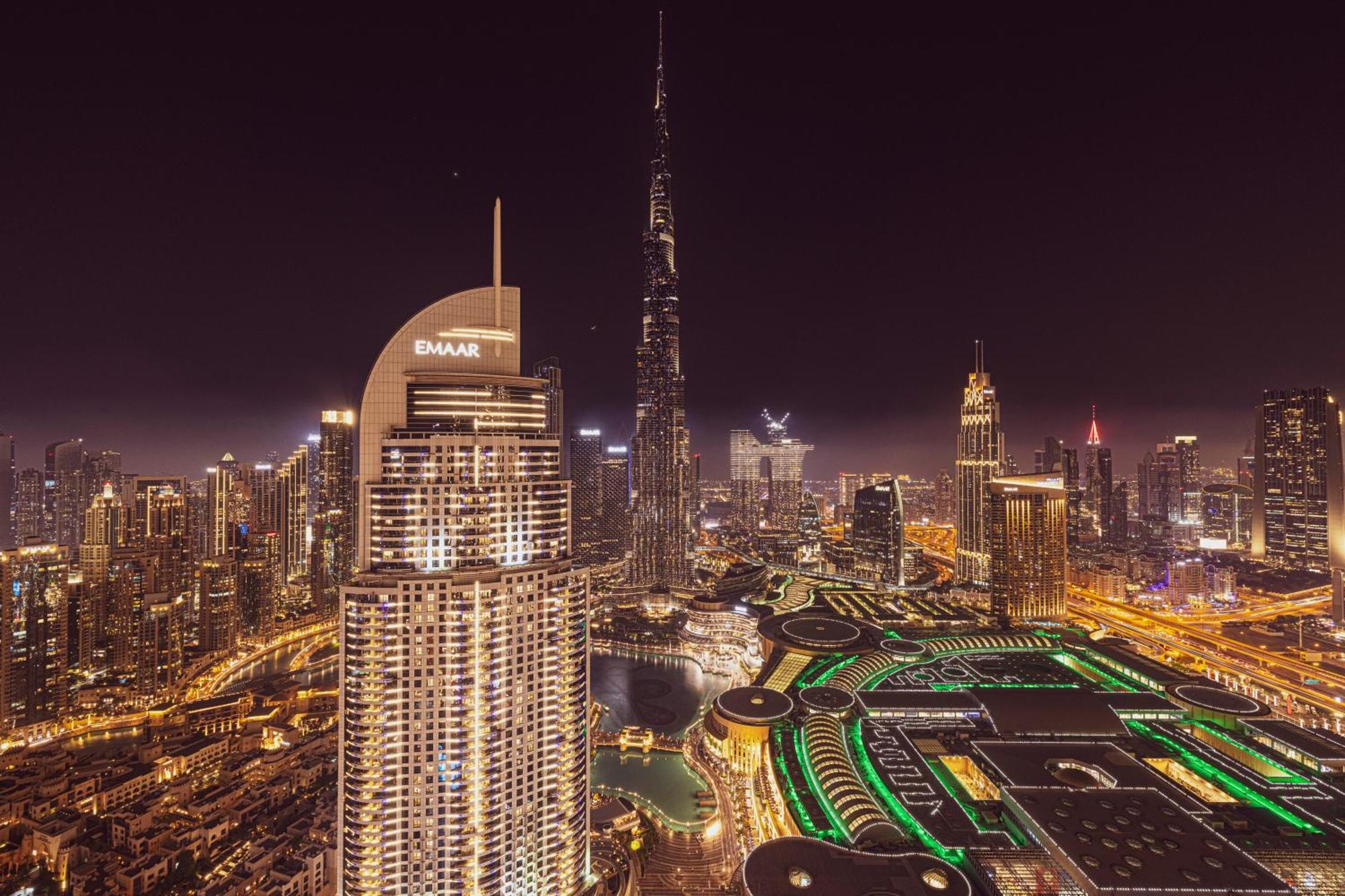 Full Burj Khalifa - 3 Bedroom + Maid In Downtown Apartment