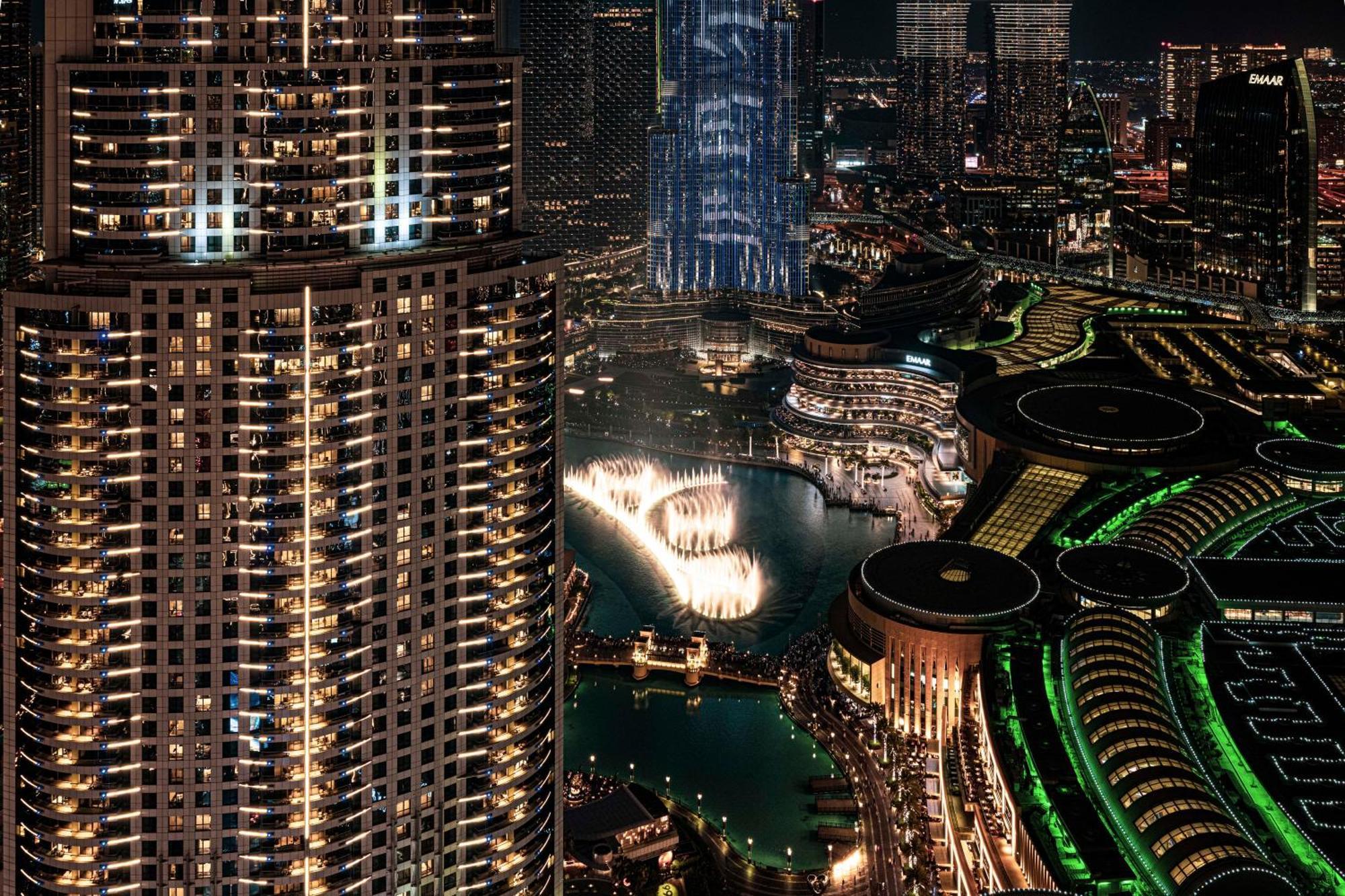 Full Burj Khalifa - 3 Bedroom + Maid In Downtown Apartment *