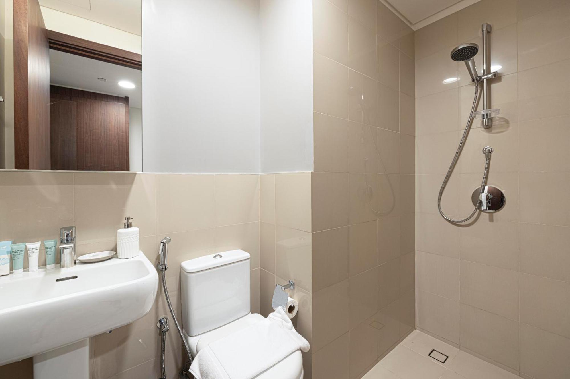 Full Burj Khalifa - 3 Bedroom + Maid In Downtown * Dubai