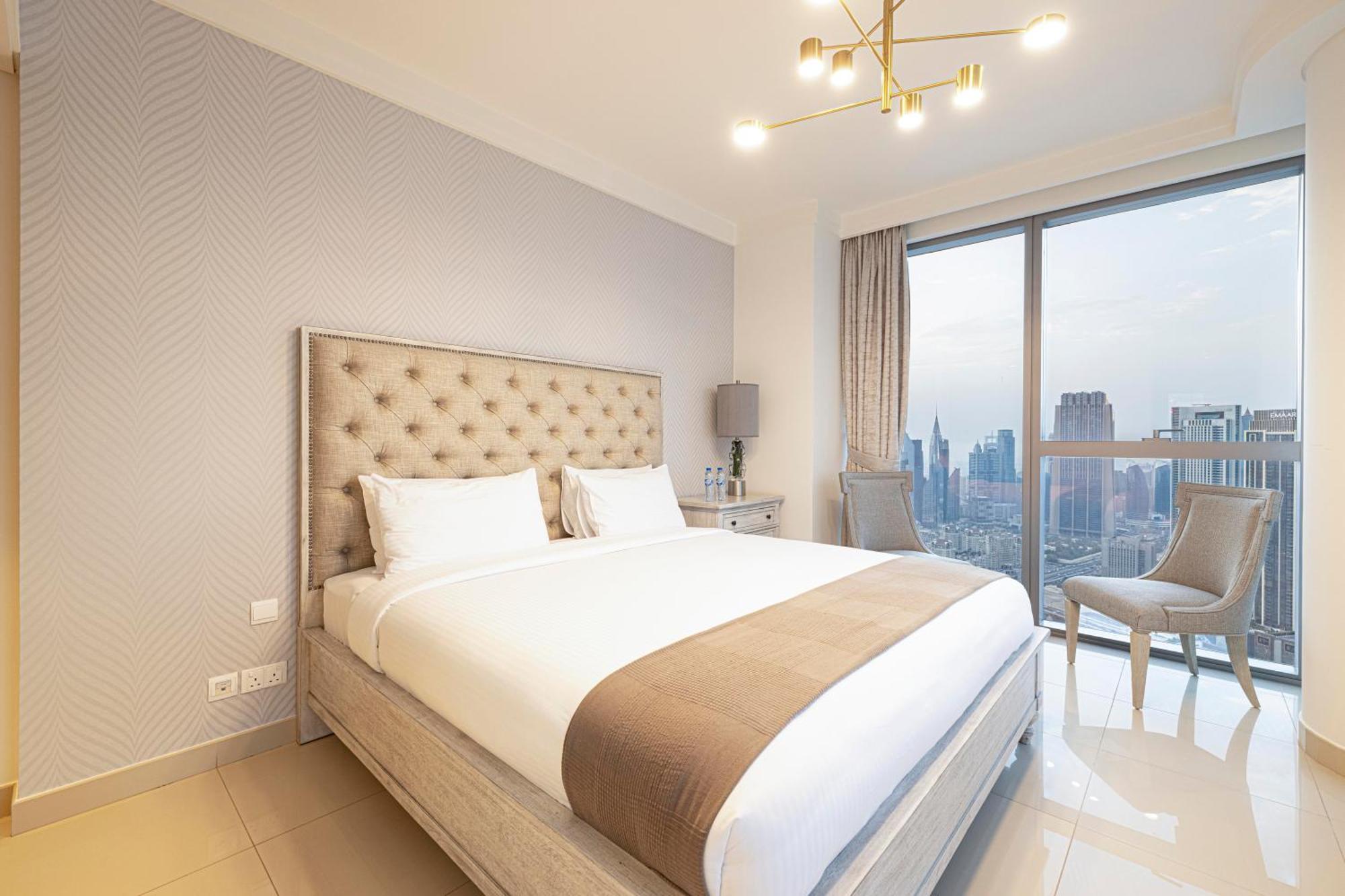 Apartment Full Burj Khalifa - 3 Bedroom + Maid In Downtown Dubai