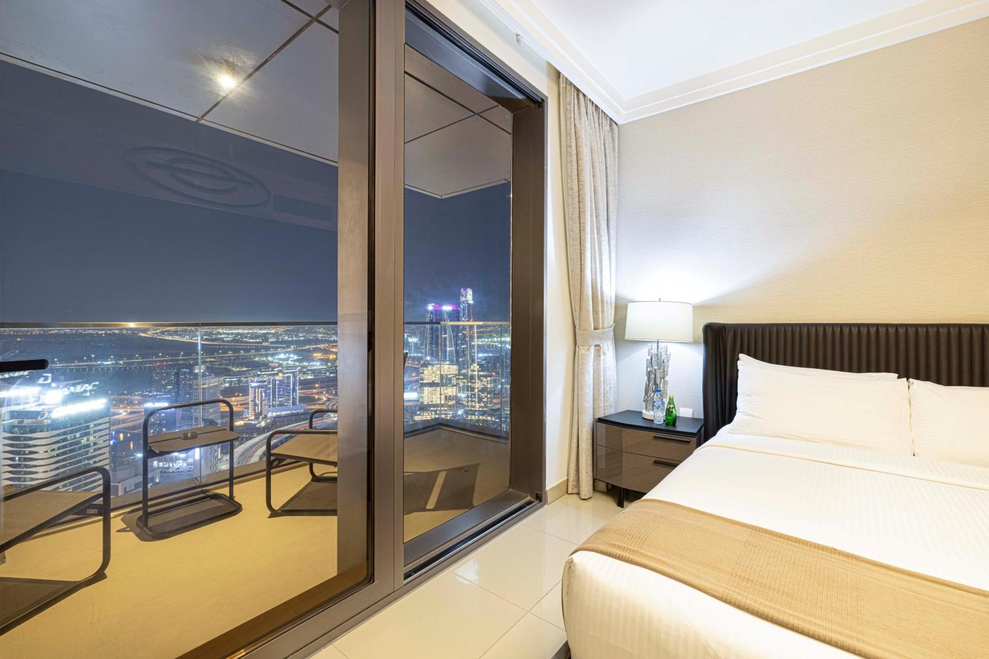 Full Burj Khalifa - 3 Bedroom + Maid In Downtown Apartment *