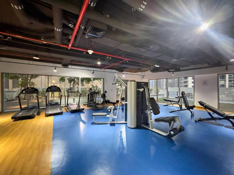 First Class 2br Modern Oasis Apartamento Dubai