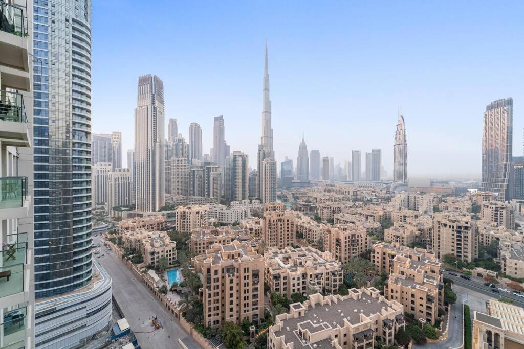 First Class 2br Modern Oasis Apartamento Dubai