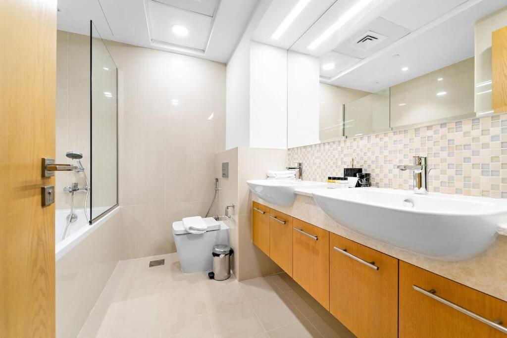 First Class 2br Modern Oasis *