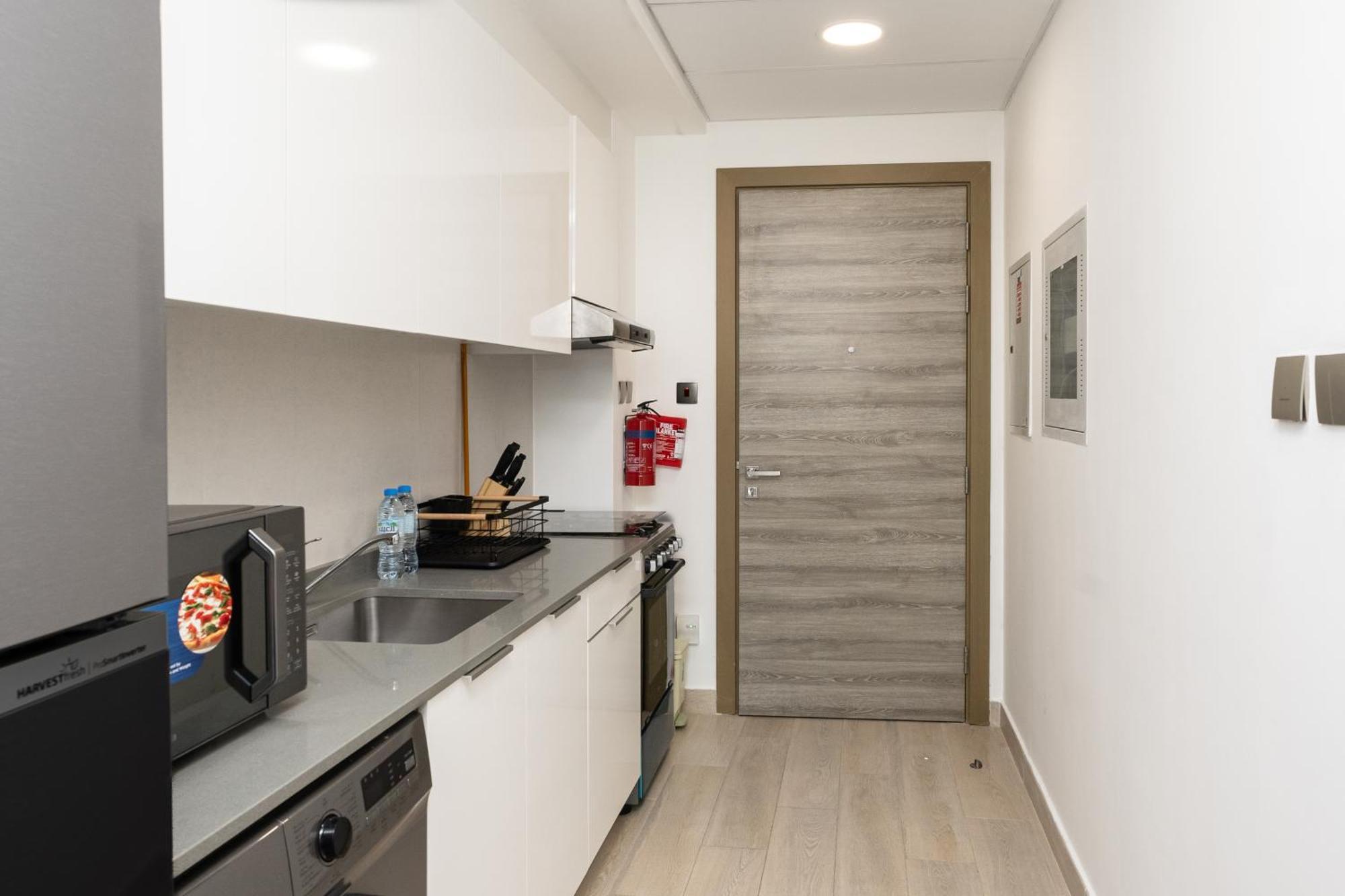 Escape24 Modern Bloom Tower Jumeirah Village Circle Jvc Apartment *