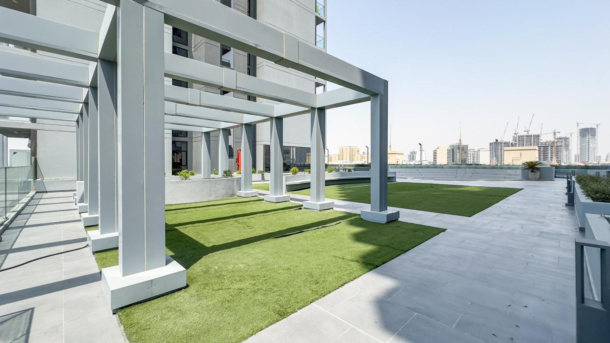 Escape24 Modern Bloom Tower Jumeirah Village Circle Jvc Apartment *