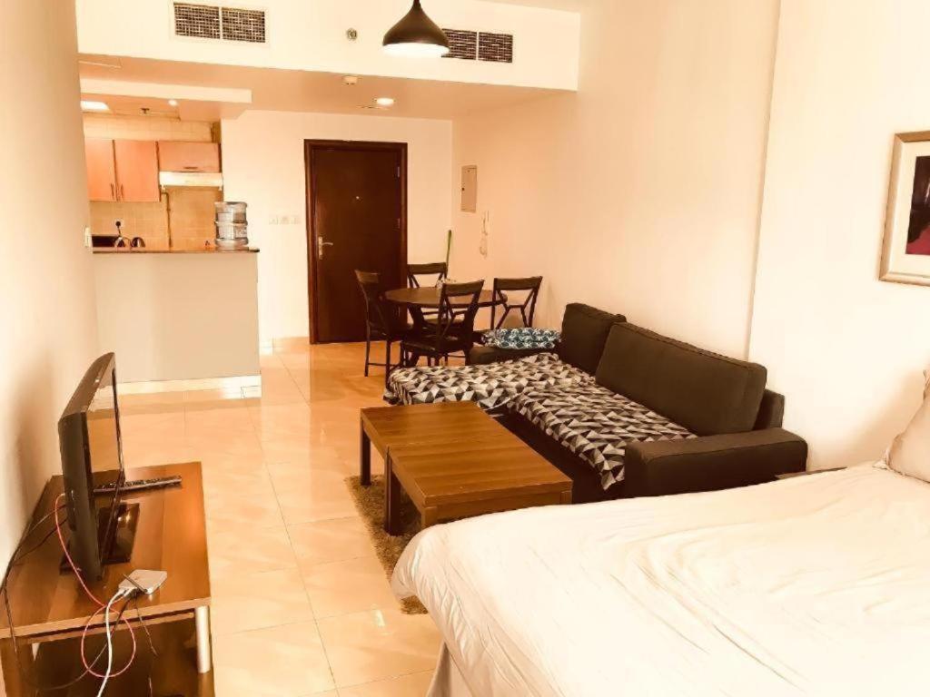 Luxury In Marina *
