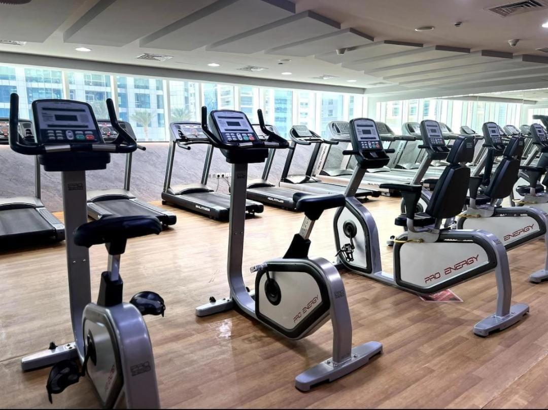 High Floor With Skyline & Burj Khalifa View 3 Bedroom Unit Marina Dubai