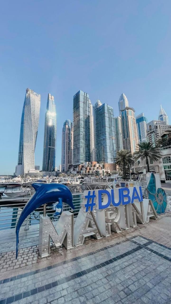 Apartment High Floor With Skyline & Burj Khalifa View 3 Bedroom Unit Marina Dubai