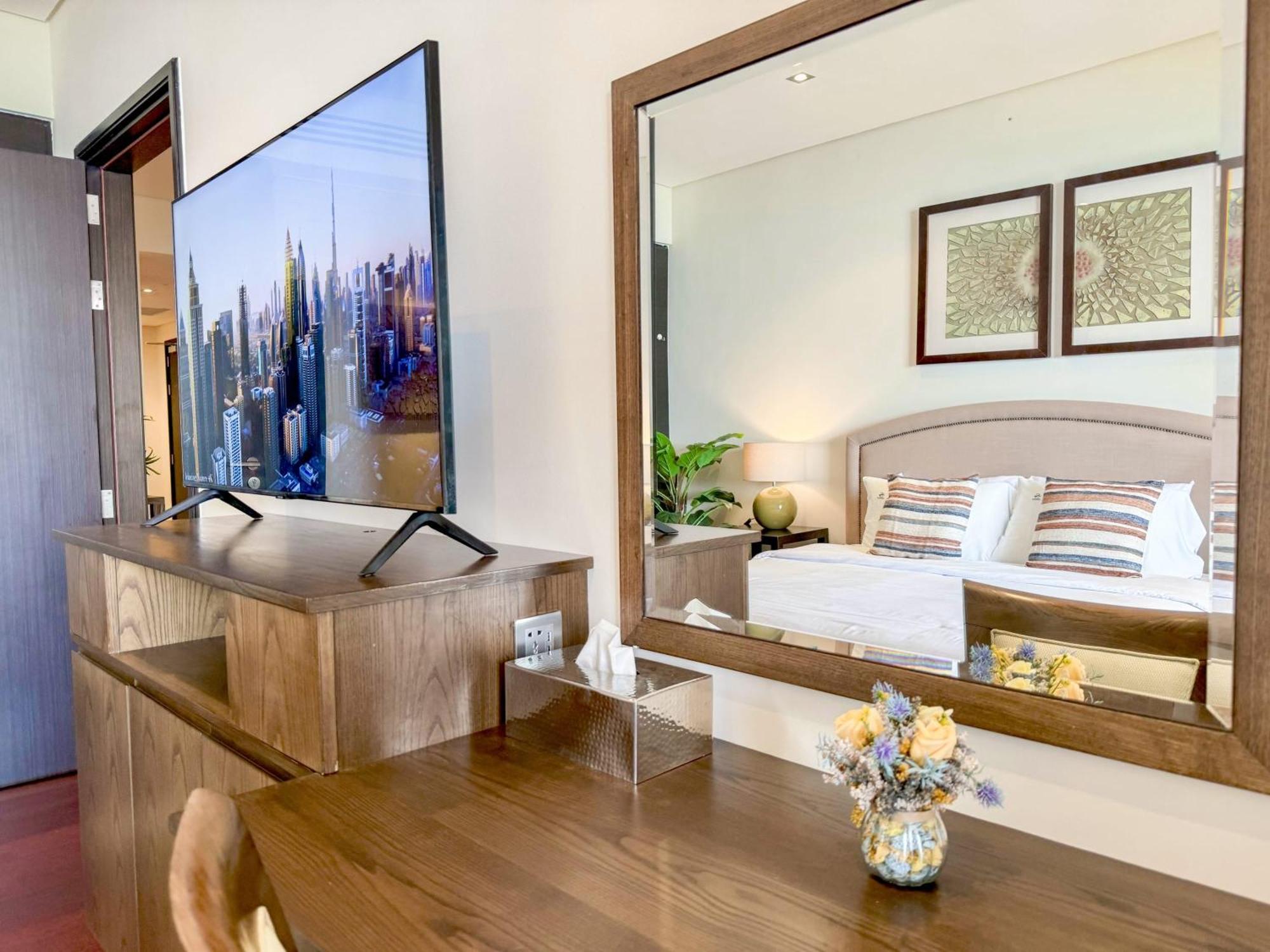 Apartment Sea View 1br In 5 Star - Palm Jumeirah *