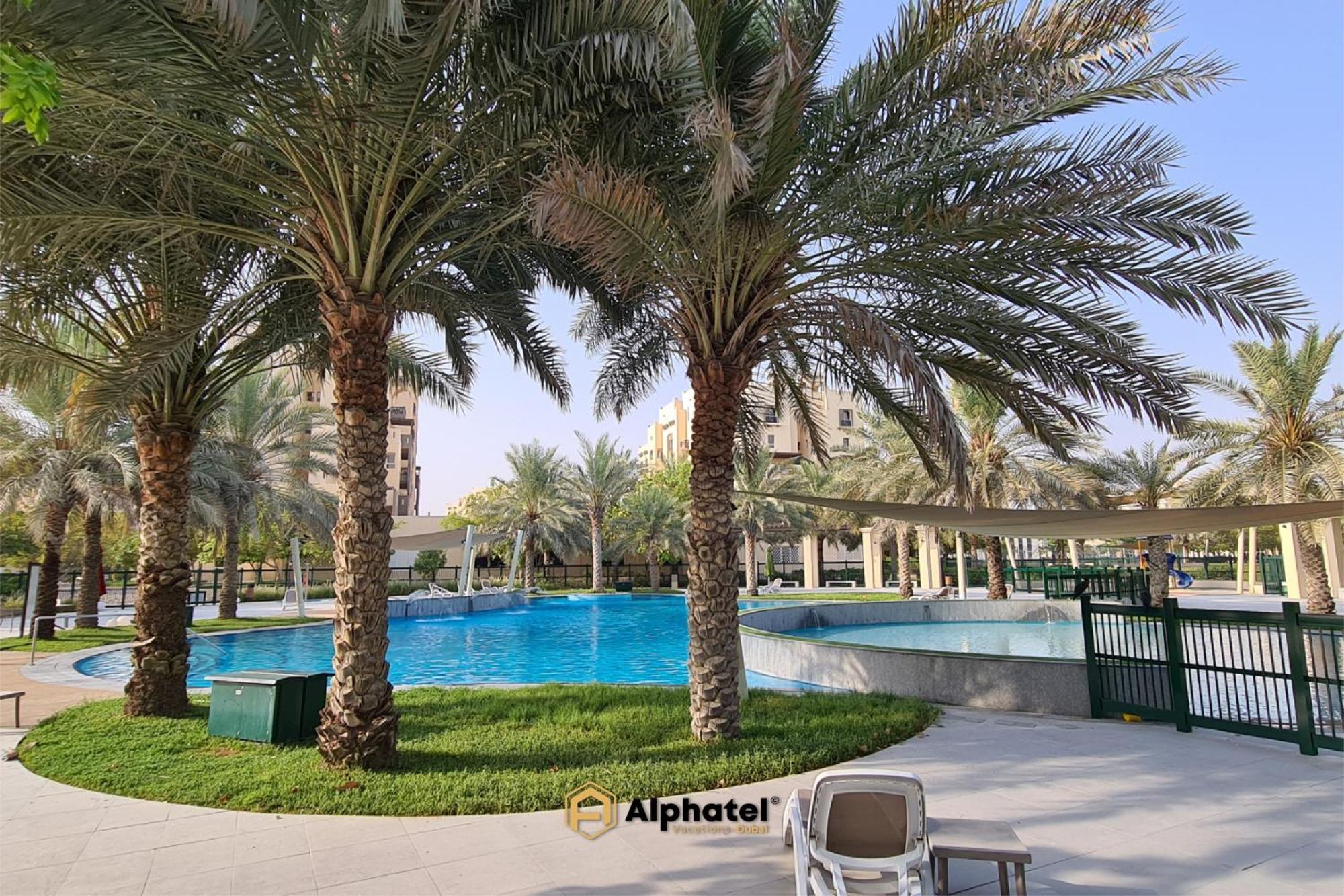 2-bedroom In Remraam Community - - By Alphatel Vacations Apartment *