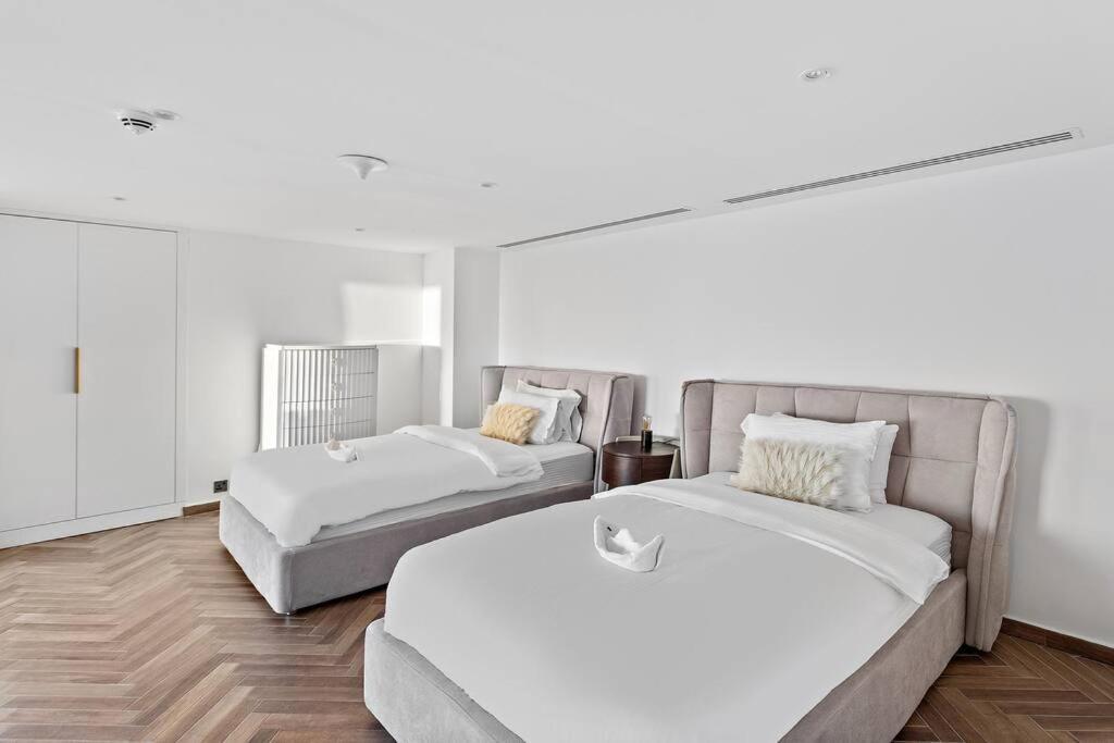 Apartment Sea View 3br With Access, Dining & Concierge Dubai