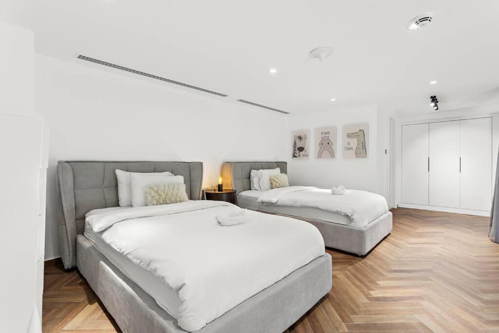 Sea View 3br With Access, Dining & Concierge Apartment *