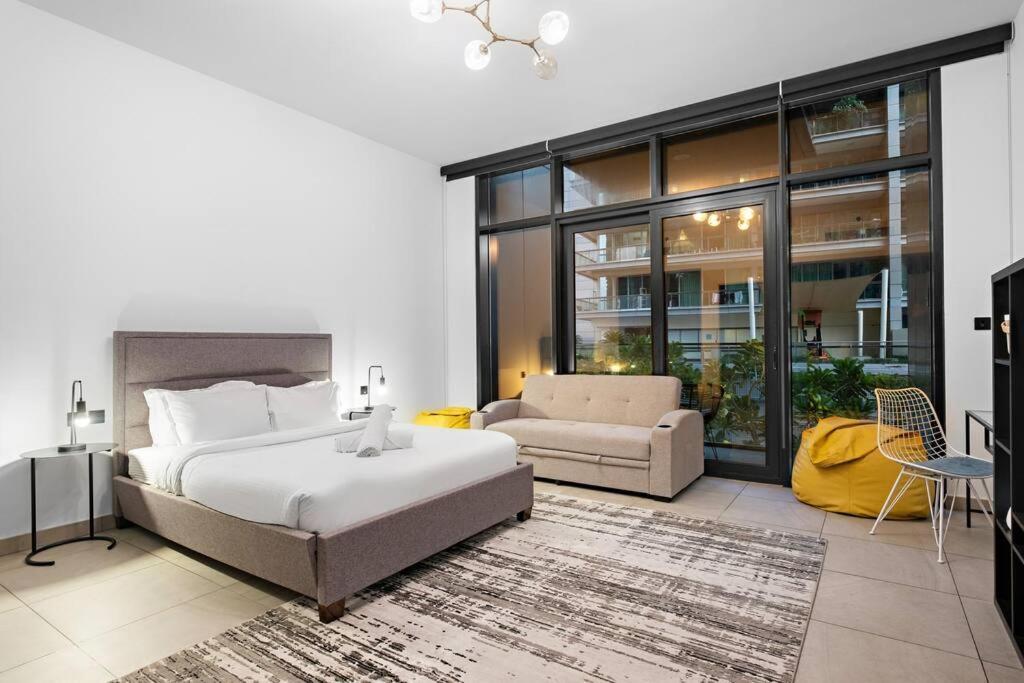 Apartment First Class Studio Premium And Luxurious *