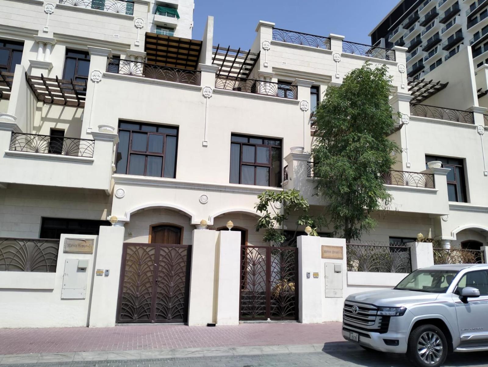 Khaliq Basera Guest house